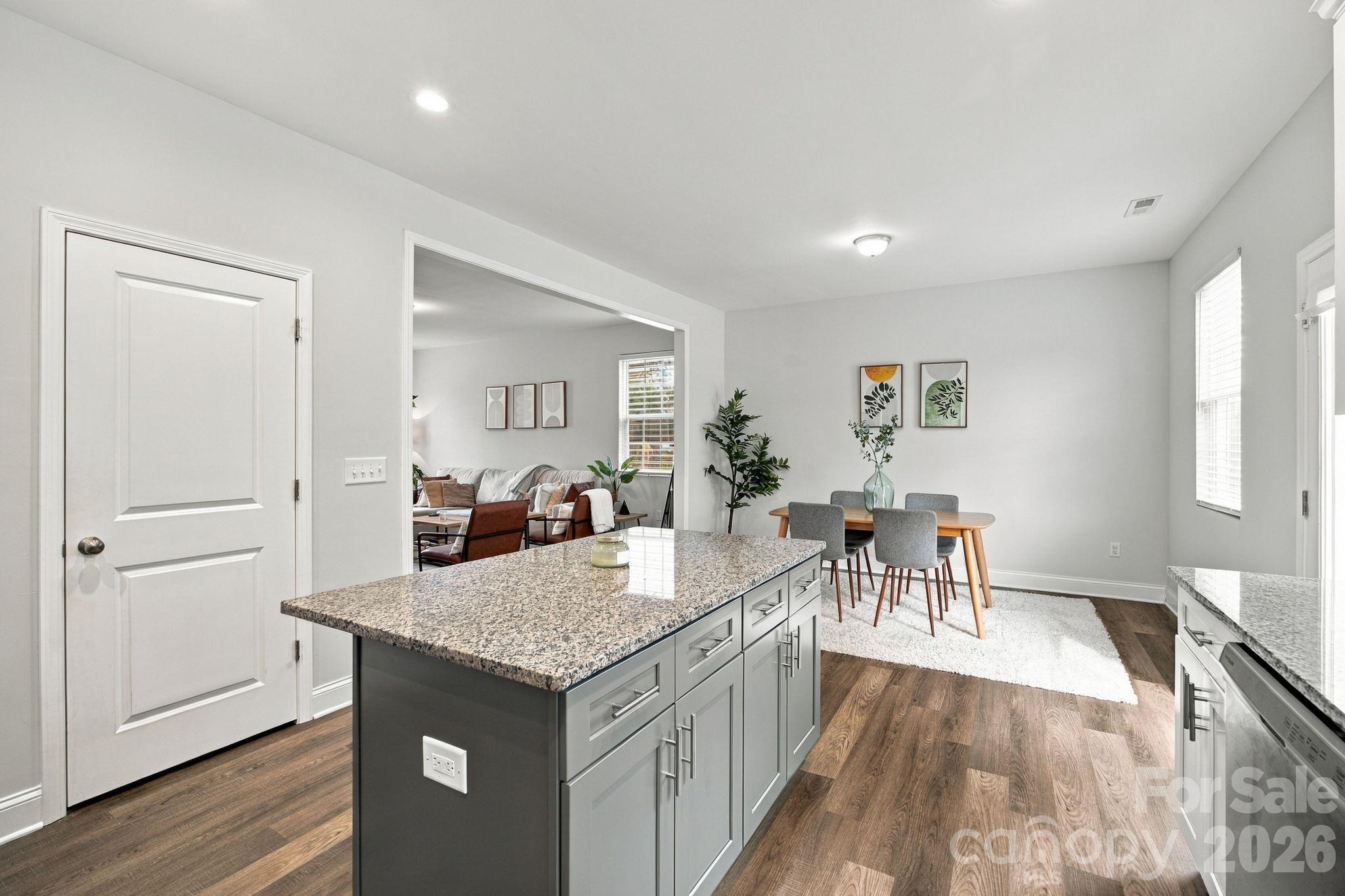 Single Family Residence at 8553 Colgate Circle, Charlotte, photo 9 of 29