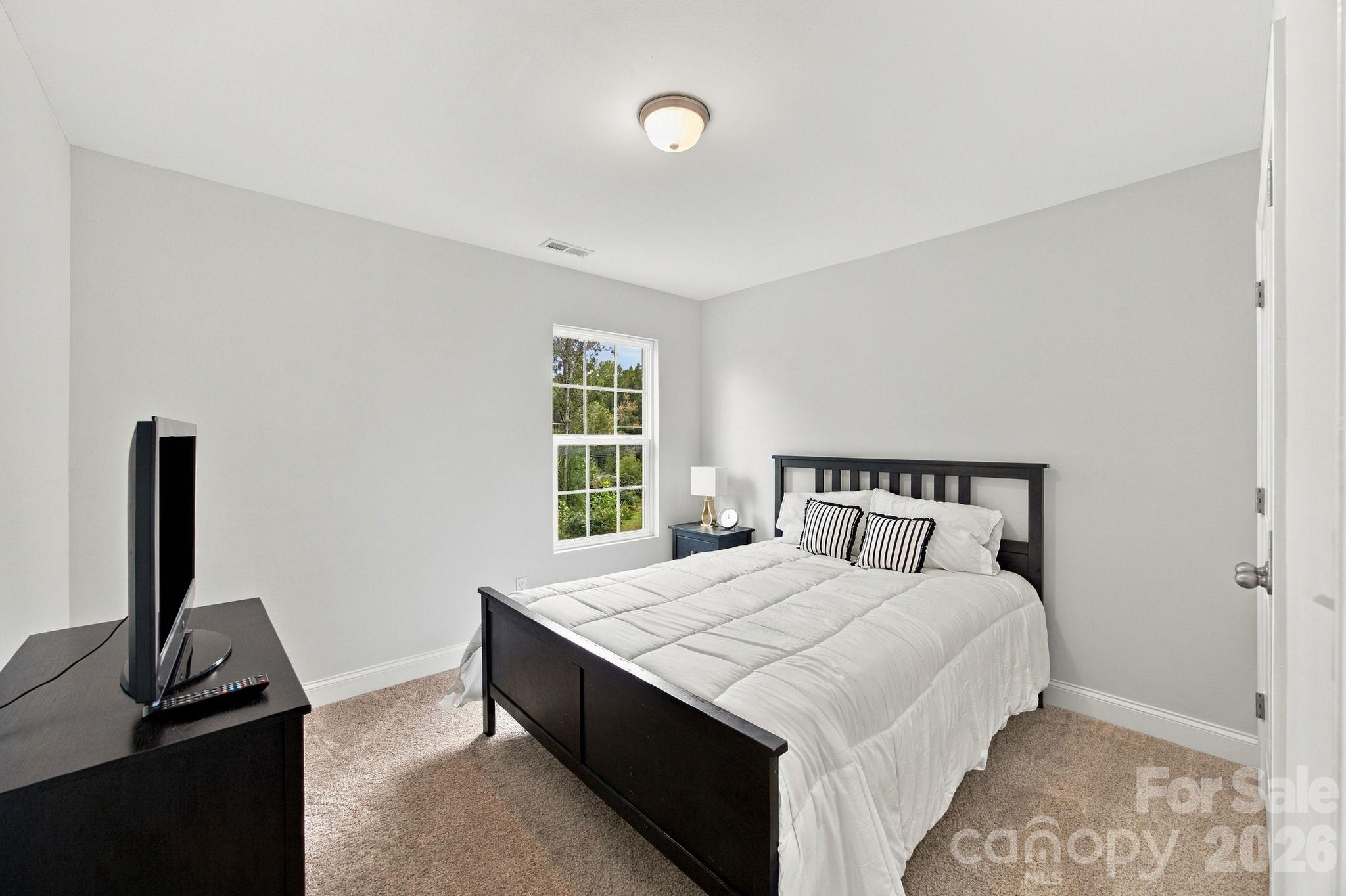 Single Family Residence at 8553 Colgate Circle, Charlotte, photo 14 of 29