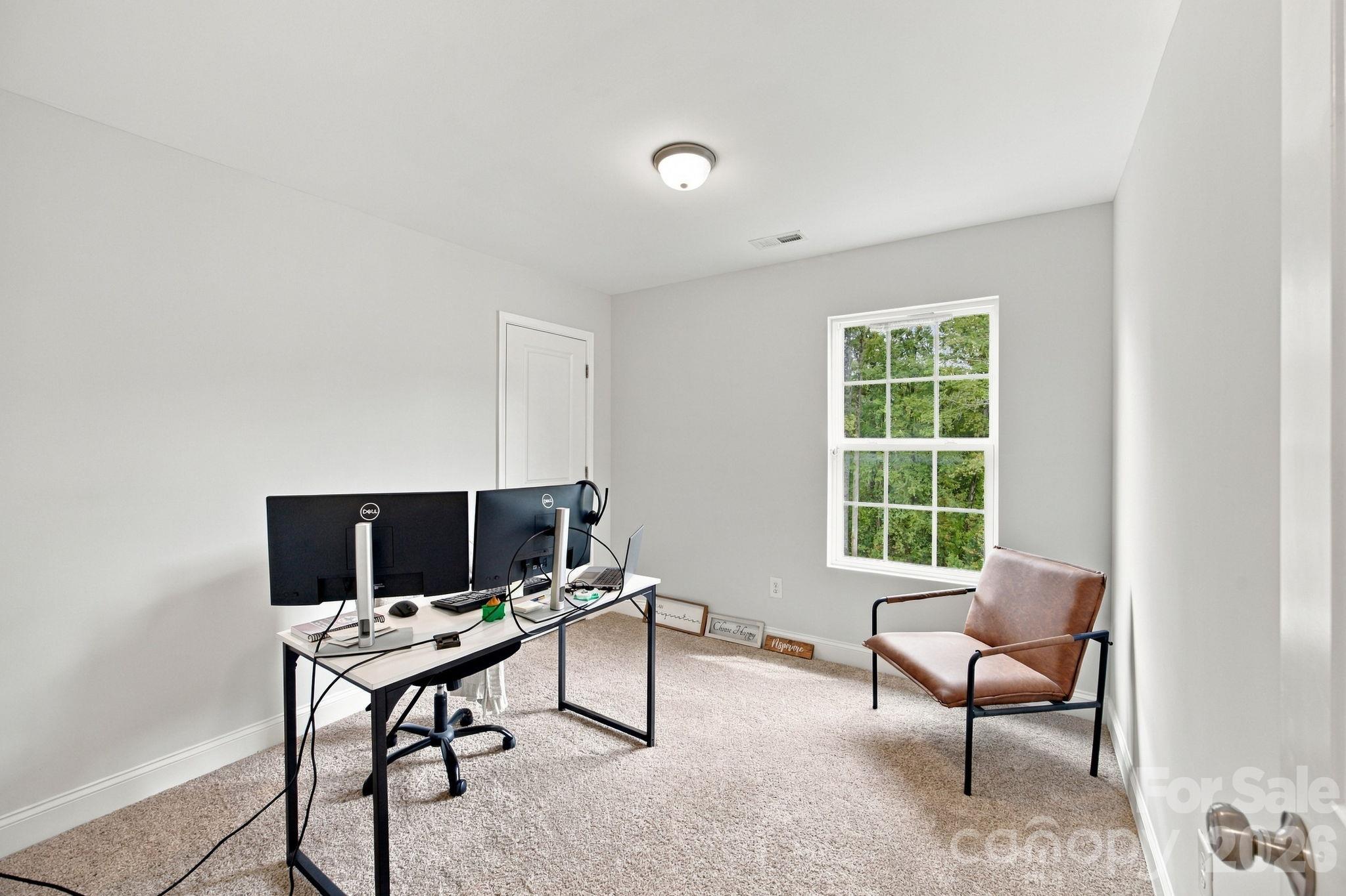 Single Family Residence at 8553 Colgate Circle, Charlotte, photo 17 of 29