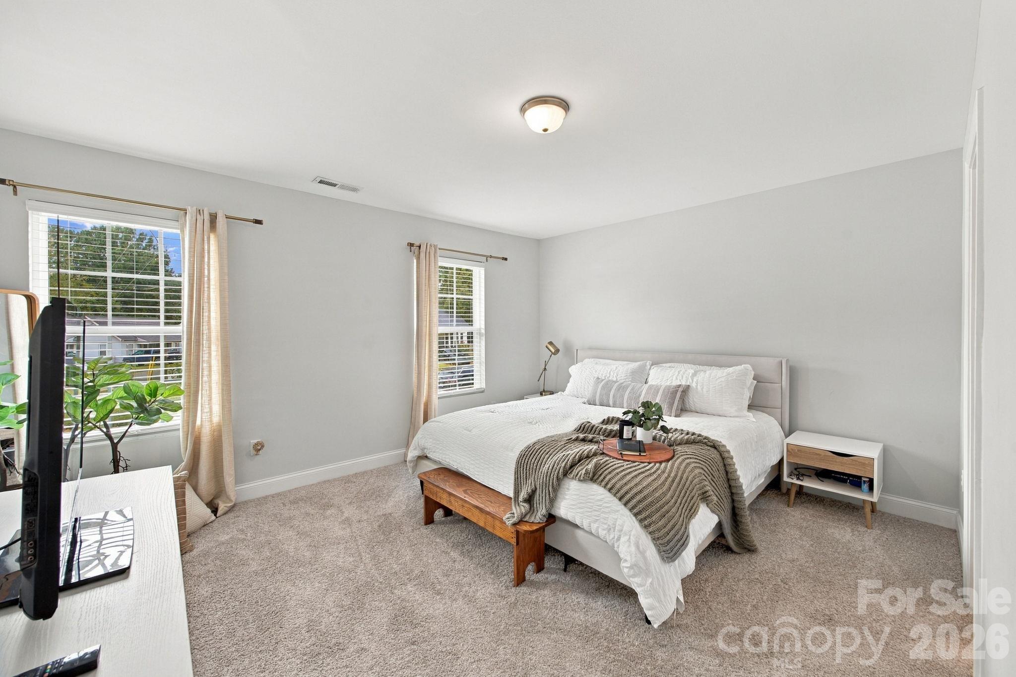 Single Family Residence at 8553 Colgate Circle, Charlotte, photo 18 of 29