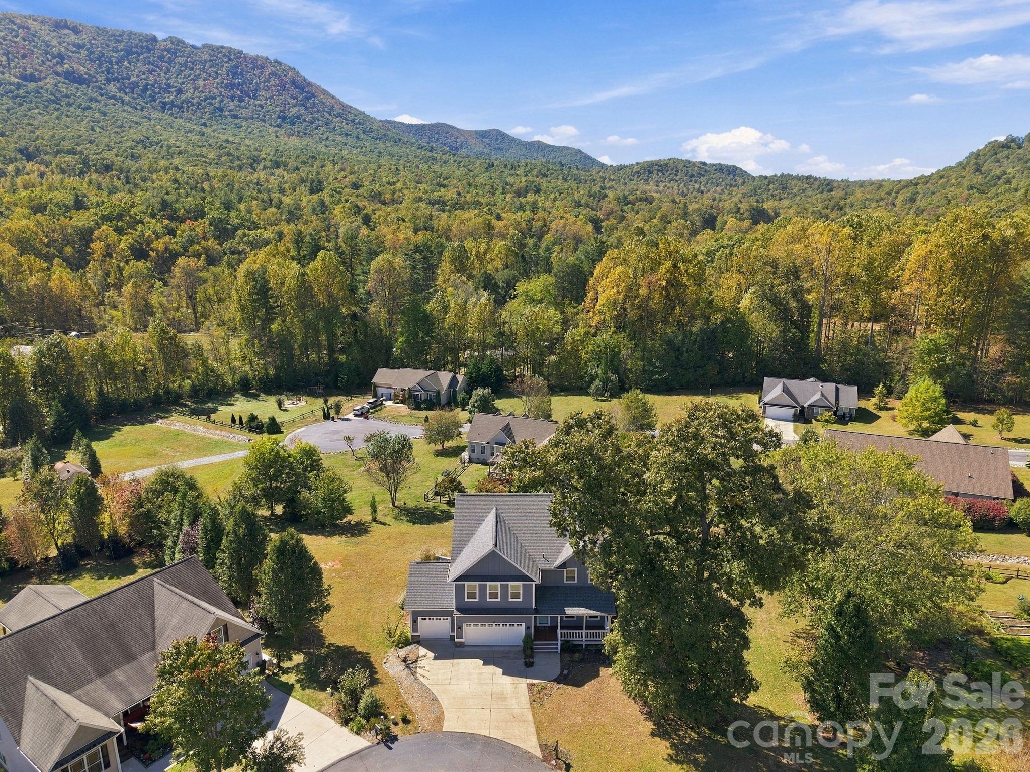 Single Family Residence at 68 Rock View Court, Hendersonville, photo 45 of 48
