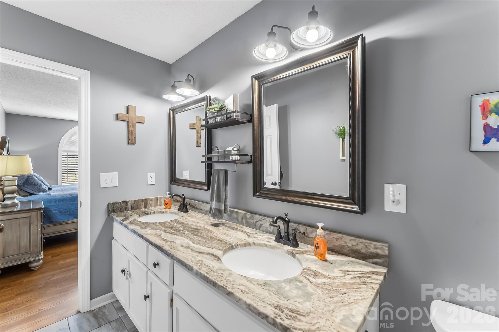Single Family Residence at 3105 Lyndhurst Drive, Lenoir, photo 14 of 33
