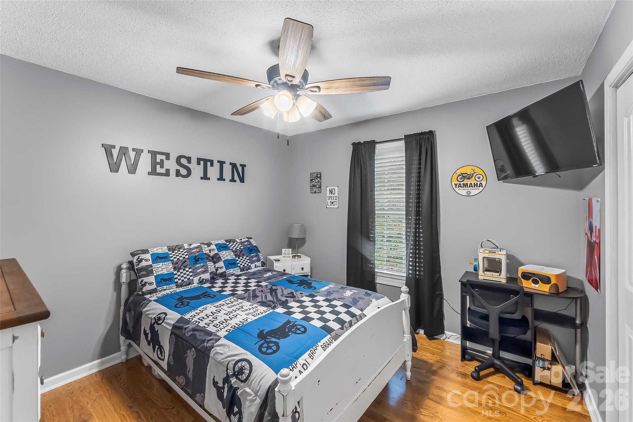 Single Family Residence at 3105 Lyndhurst Drive, Lenoir, photo 15 of 33