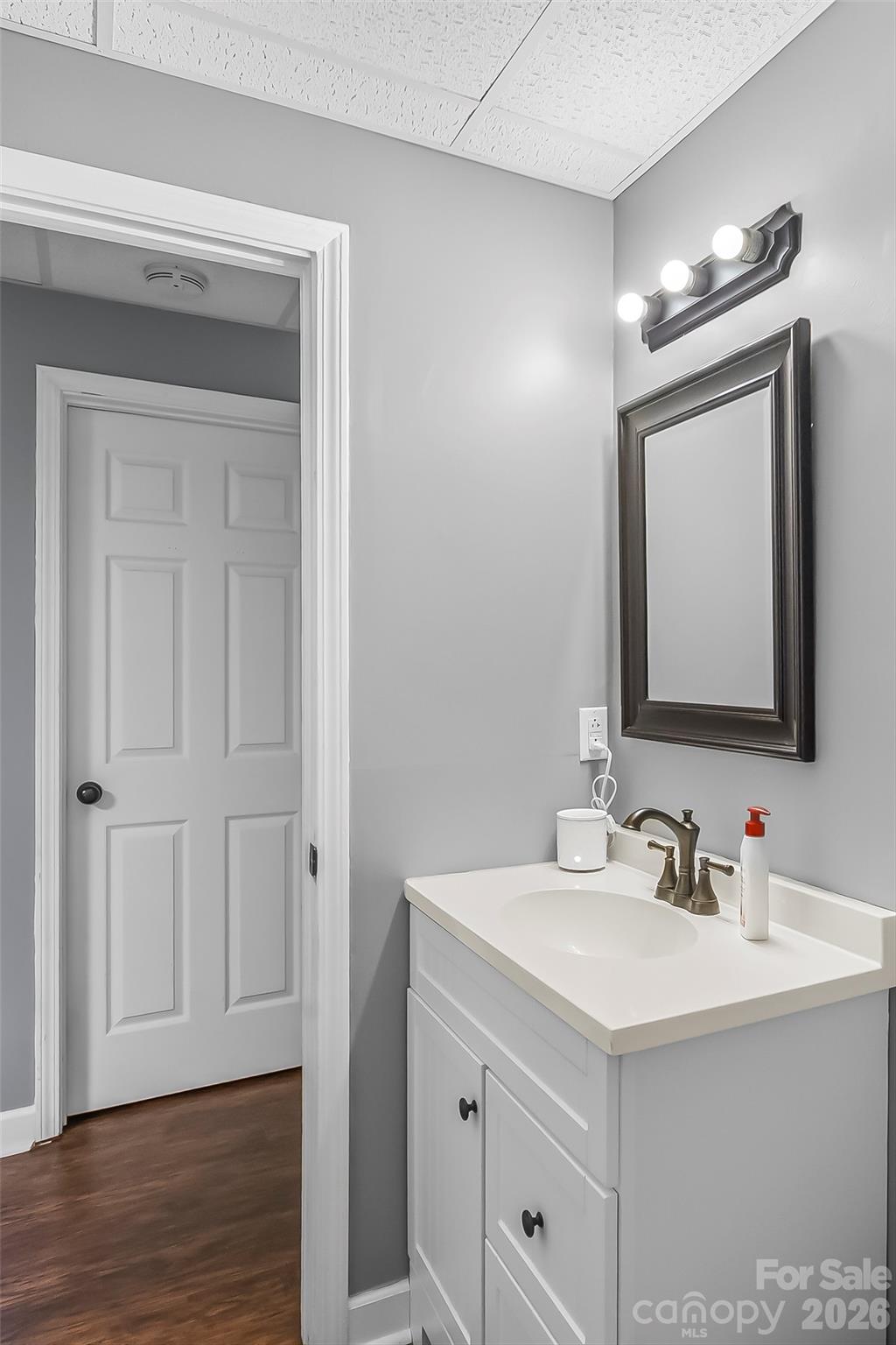 Single Family Residence at 3105 Lyndhurst Drive, Lenoir, photo 21 of 33