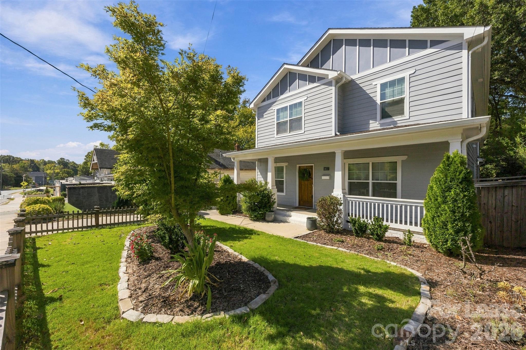 Single Family Residence at 1617 Hawthorne Lane, Charlotte, photo 2 of 40