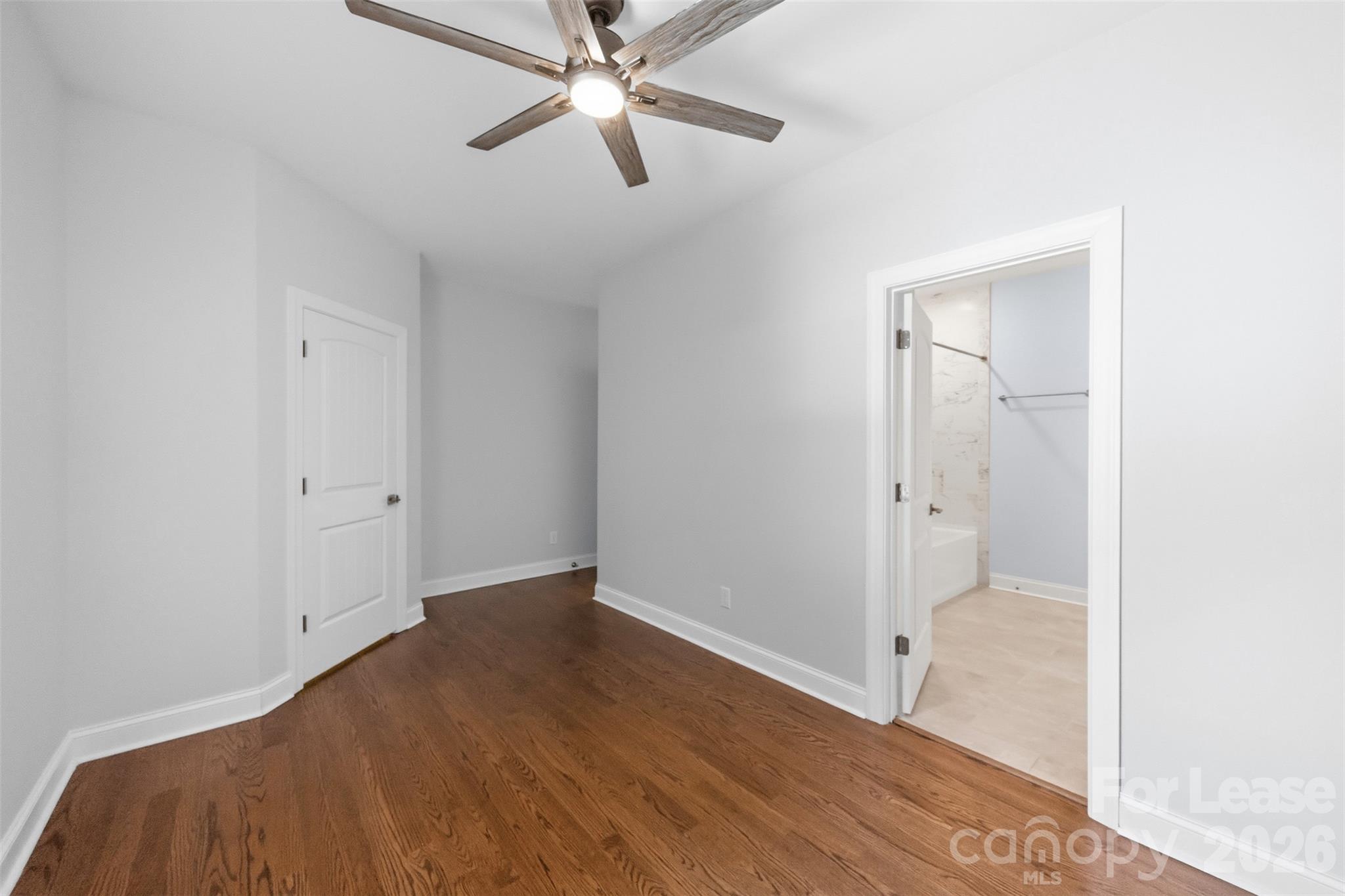 Single Family Residence at 1617 Hawthorne Lane, Charlotte, photo 26 of 40