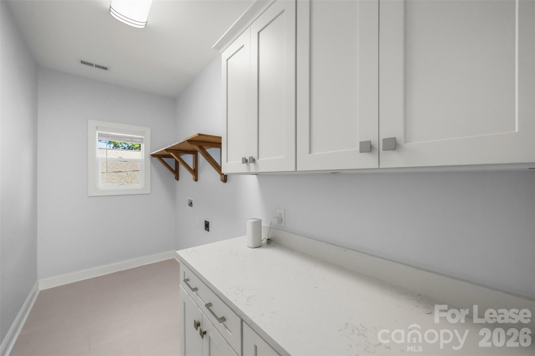 Single Family Residence at 1617 Hawthorne Lane, Charlotte, photo 27 of 40