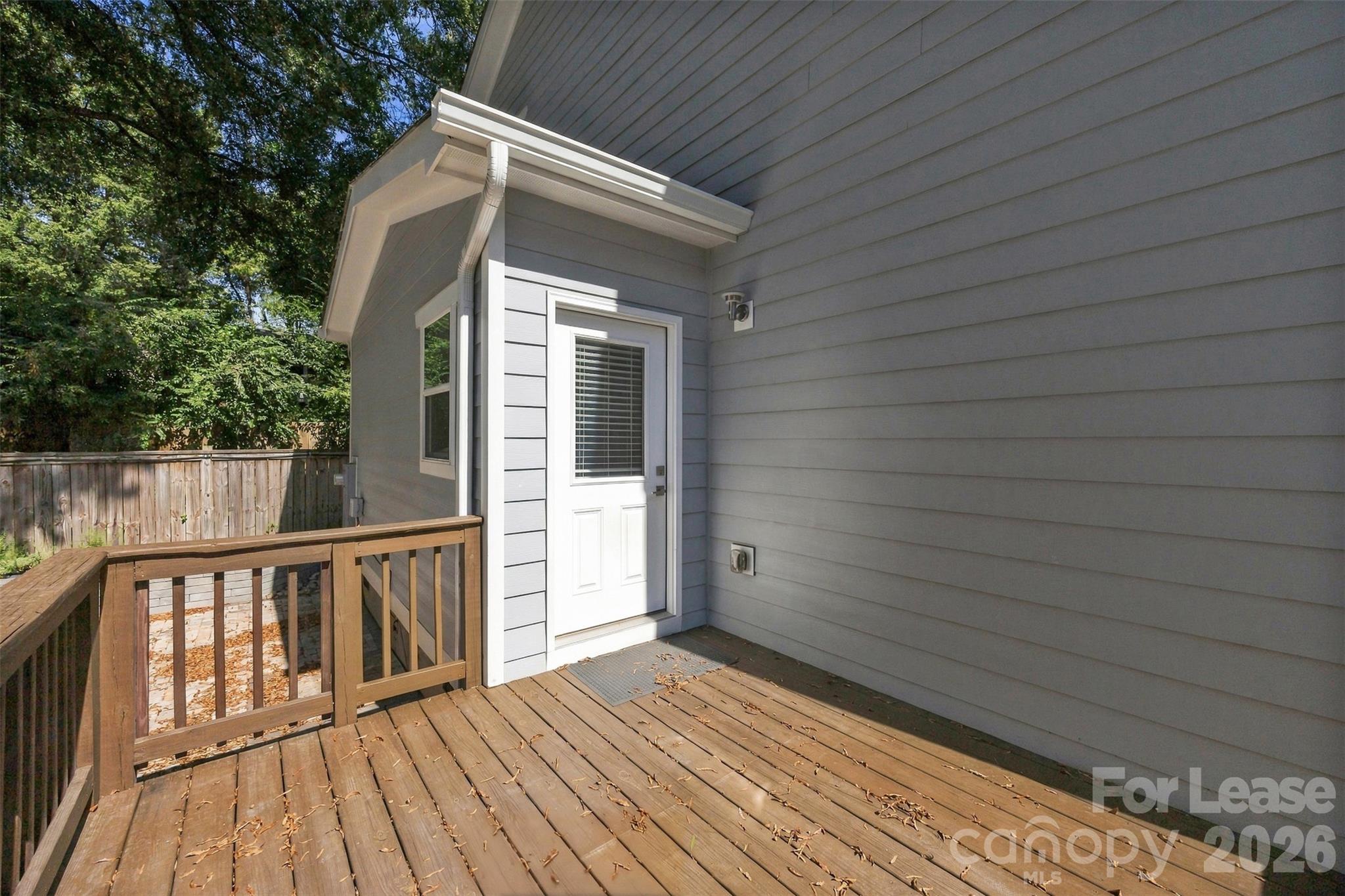 Single Family Residence at 1617 Hawthorne Lane, Charlotte, photo 29 of 40