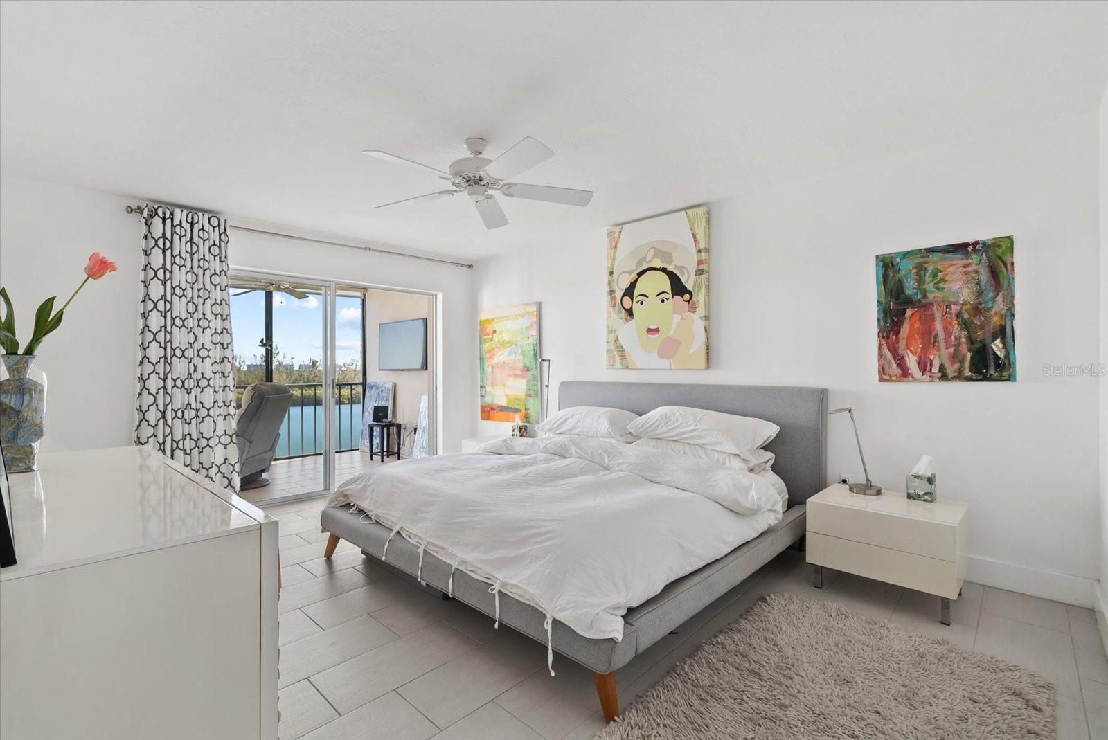 Primary bedroom - 9393 MIDNIGHT PASS RD #606, SARASOTA