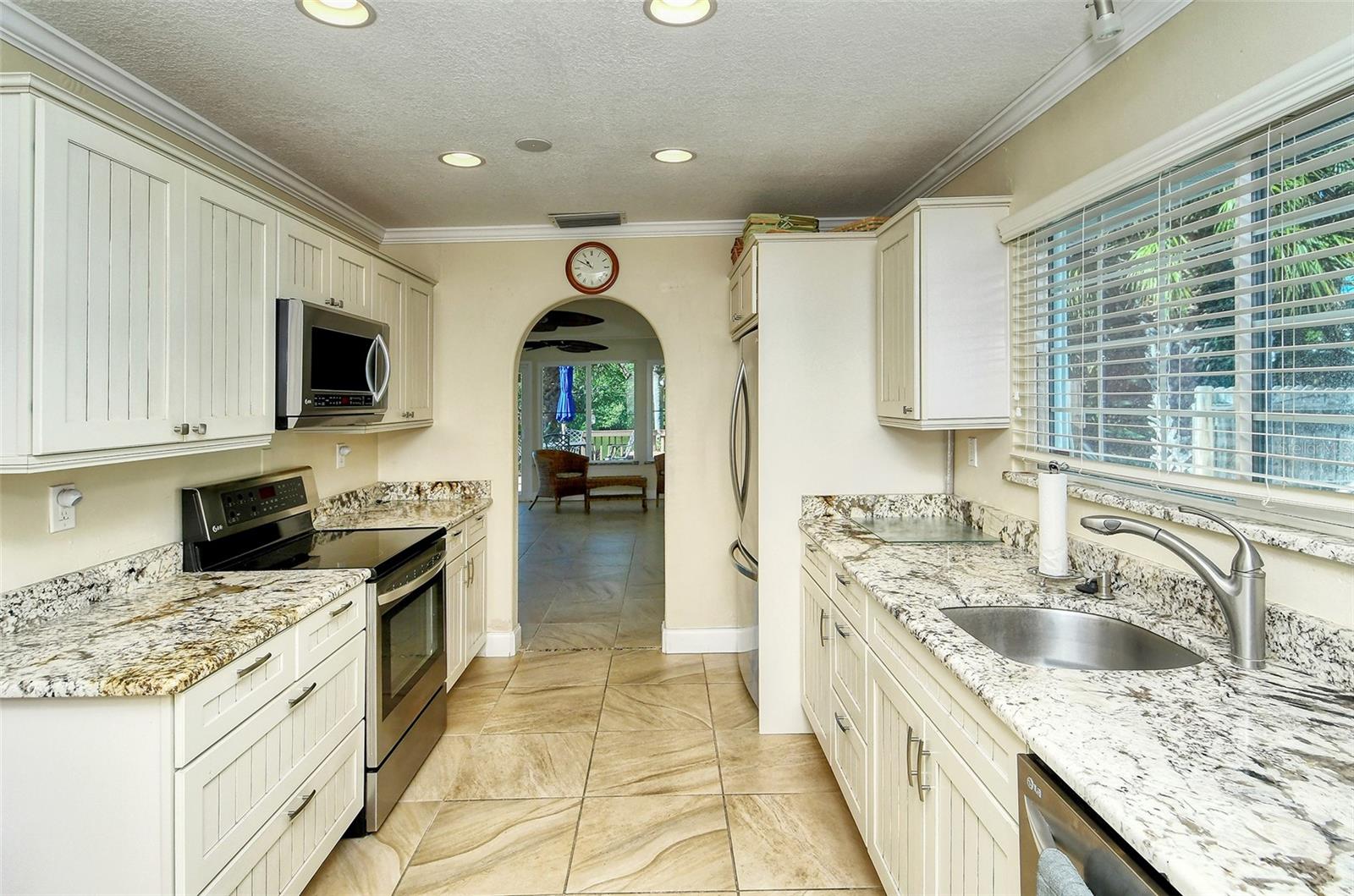 Clubhouse - 9393 MIDNIGHT PASS RD #606, SARASOTA
