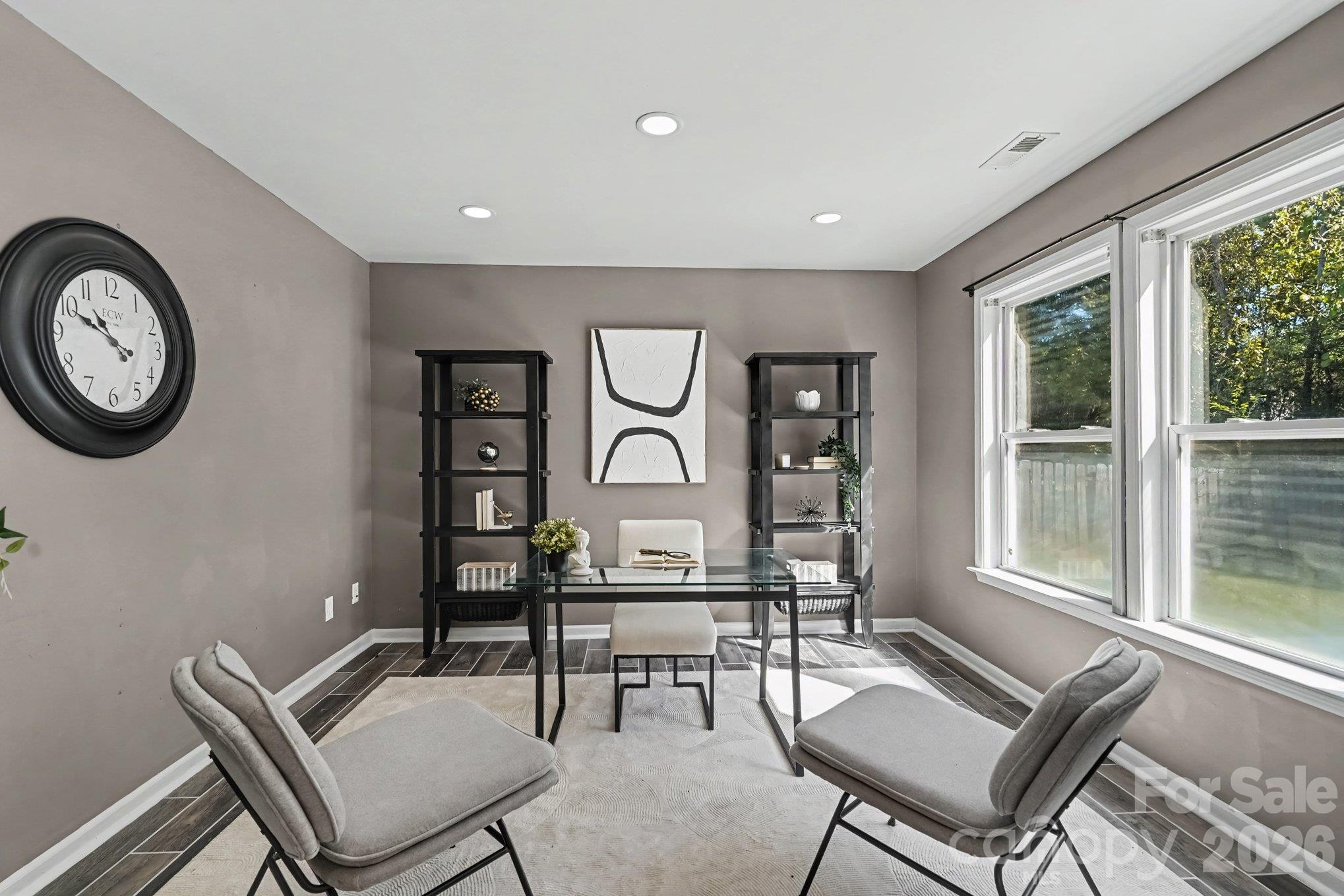 Office - 15705 Lakepoint Forest Drive, Charlotte