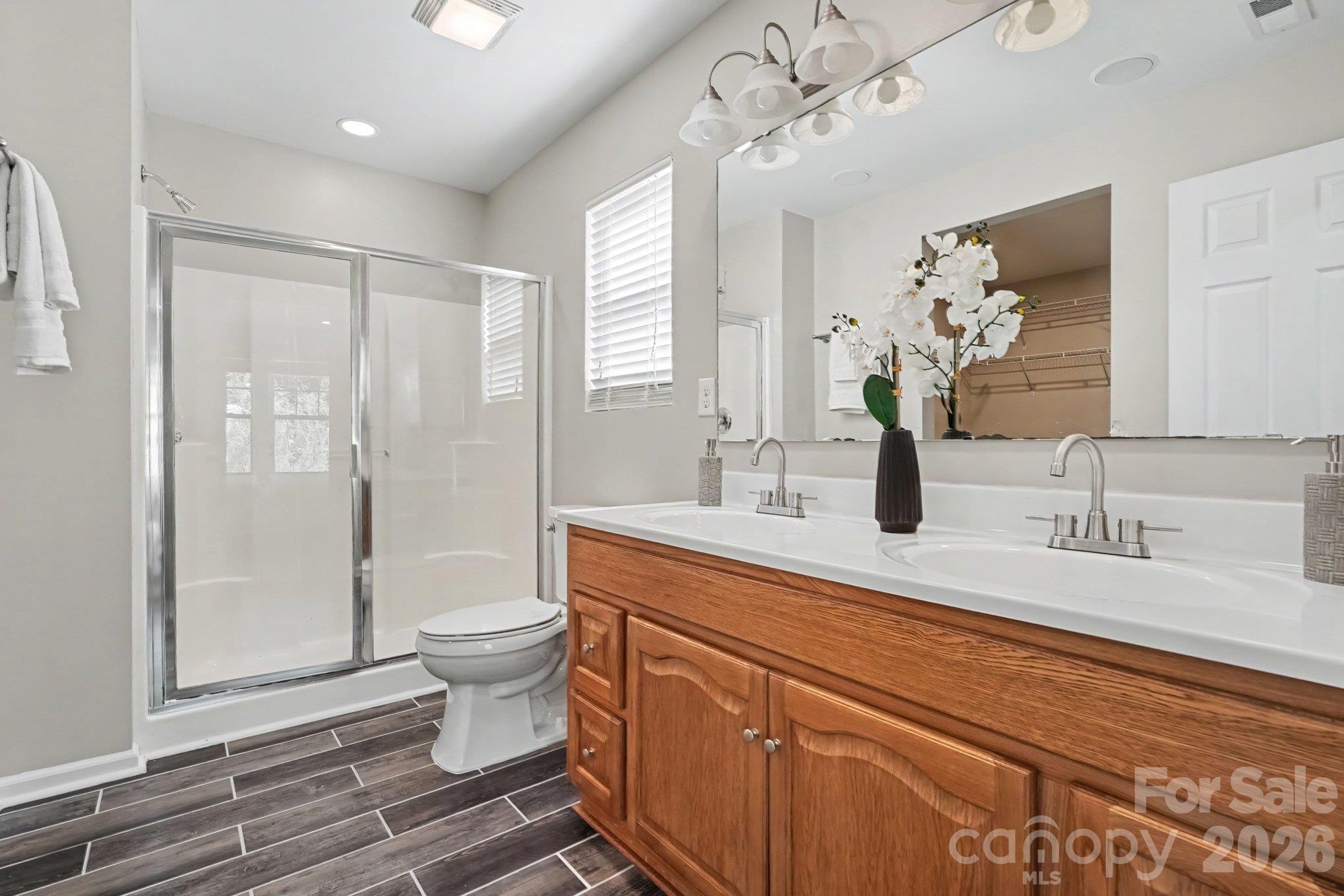 Primary Bath - 15705 Lakepoint Forest Drive, Charlotte