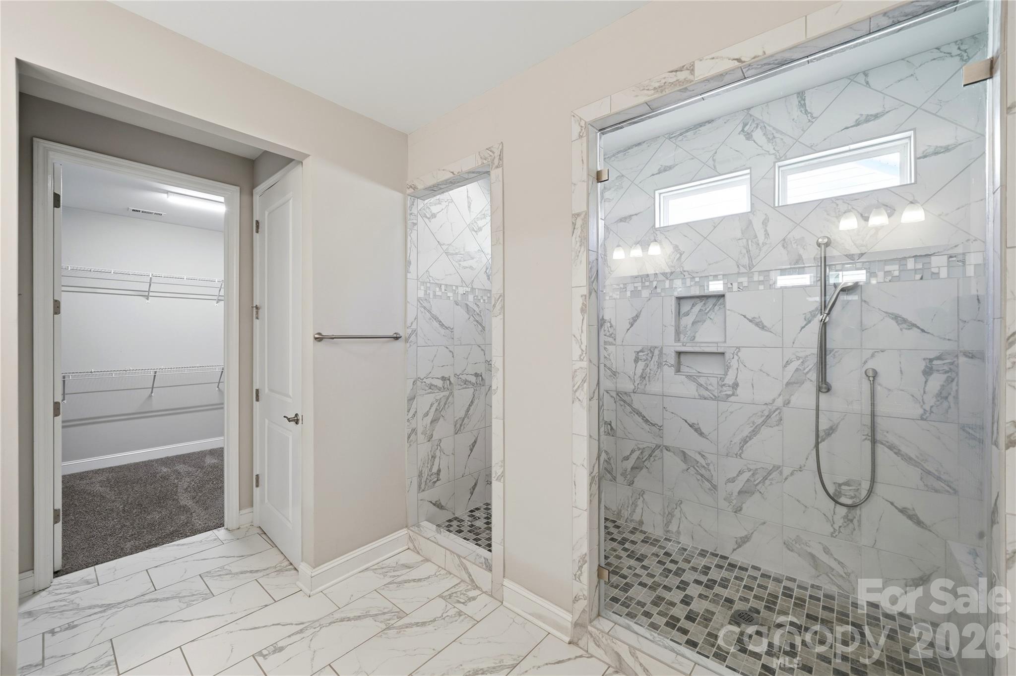 Large Walk in Shower - 8719 Shadetree Street, Huntersville