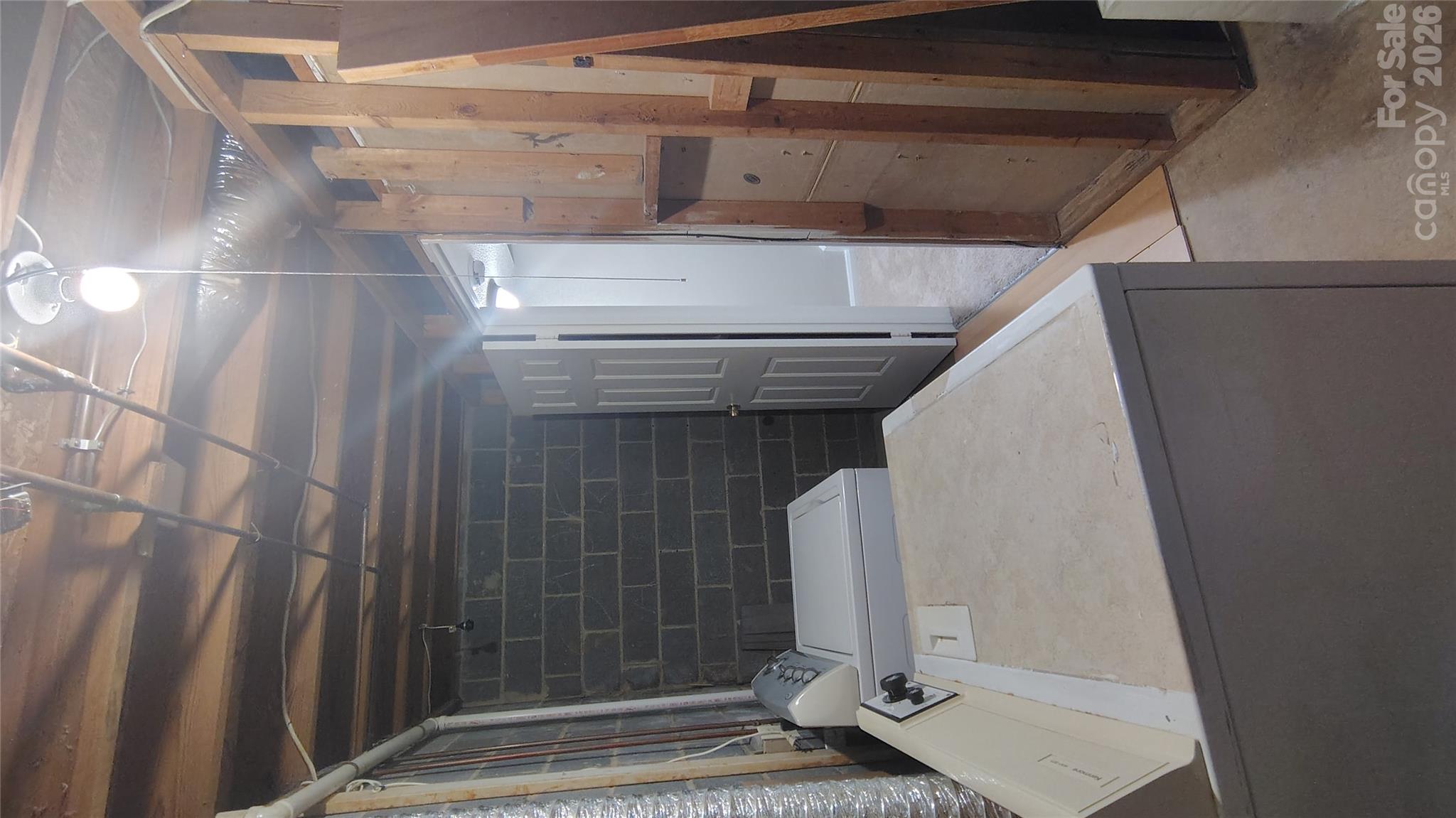 Laundry Room Storage - 9624 Vinca Circle, Charlotte