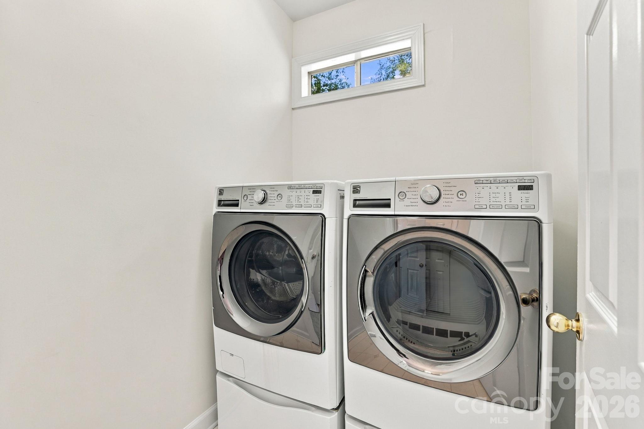 410 Whitefriars Ln Matthews 28105Laundry Room - Washer and Dryer Remain - 410 Whitefriars Lane, Matthews