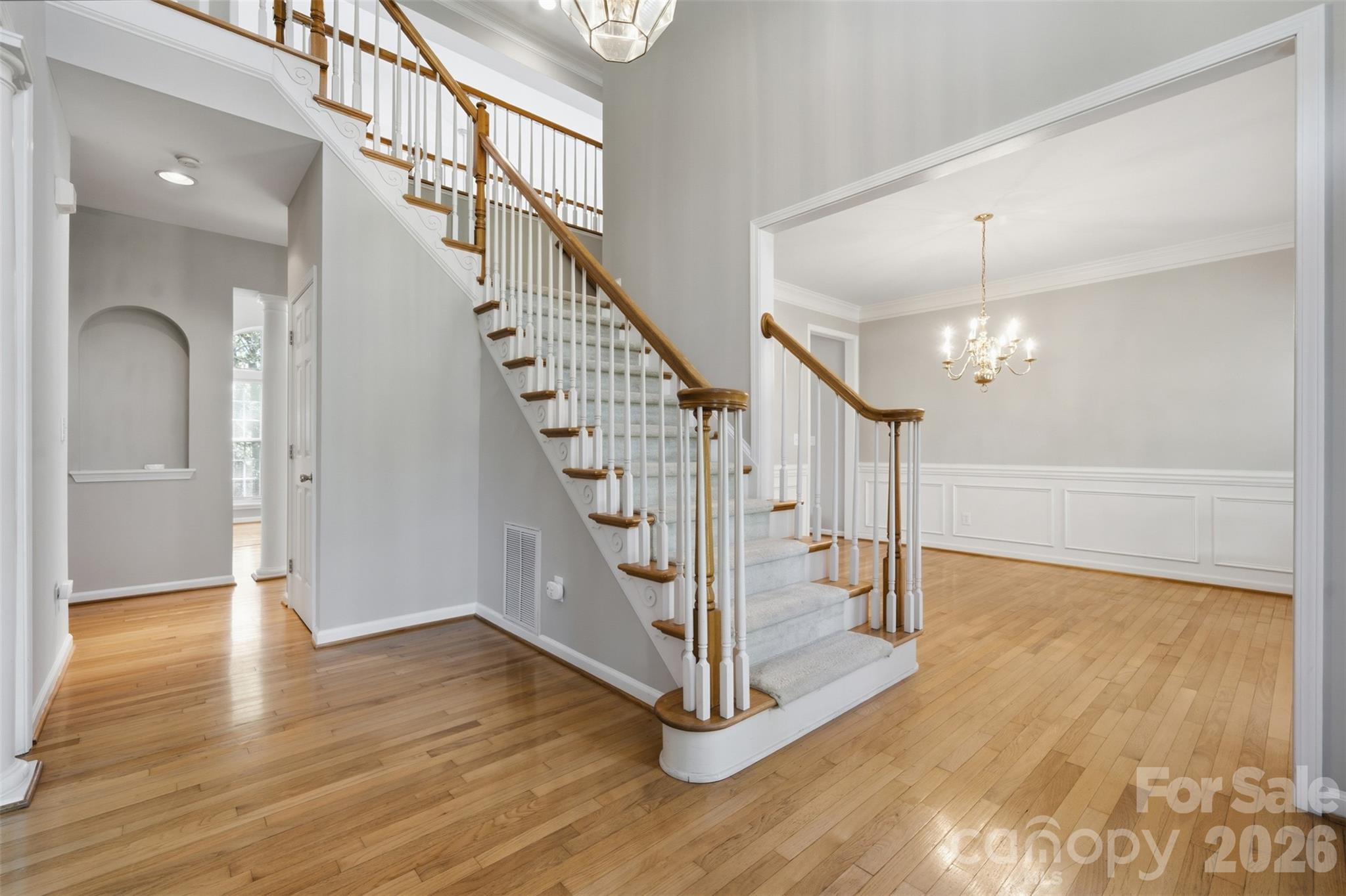 Front entry 2-story foyer - 6211 Chavel Lane, Charlotte
