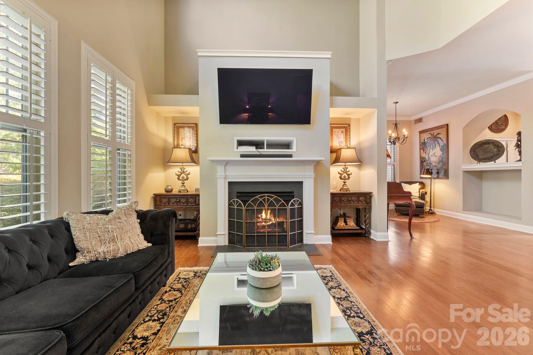 Single Family Residence at 8011 Cottsbrooke Drive, Huntersville, photo 9 of 48