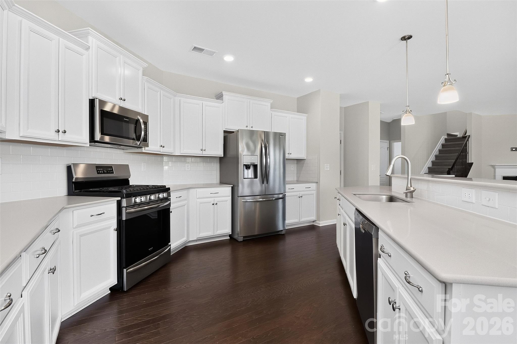 Single Family Residence at 160 Wrangell Drive, Mooresville, photo 13 of 31