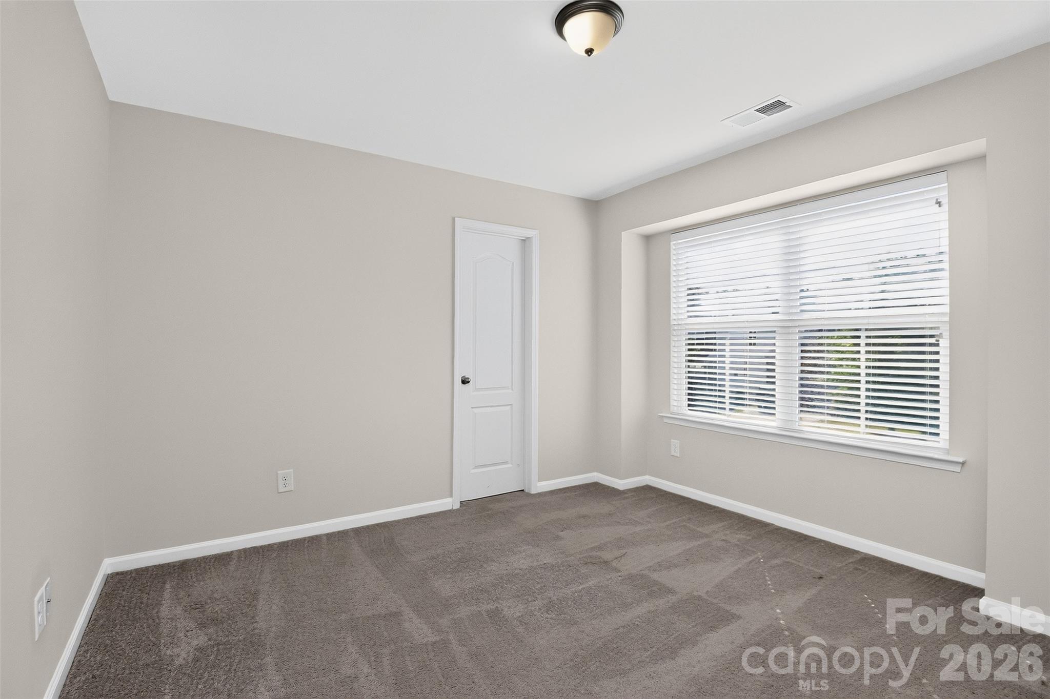 Single Family Residence at 160 Wrangell Drive, Mooresville, photo 21 of 31