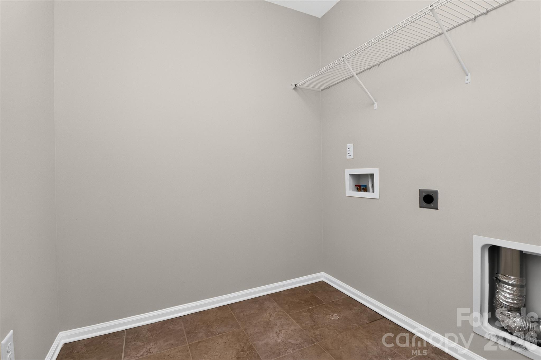 Single Family Residence at 160 Wrangell Drive, Mooresville, photo 23 of 31