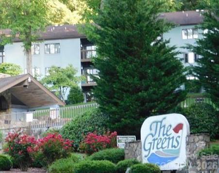 Condominium at 87 Willow Road, Waynesville, photo 7 of 60