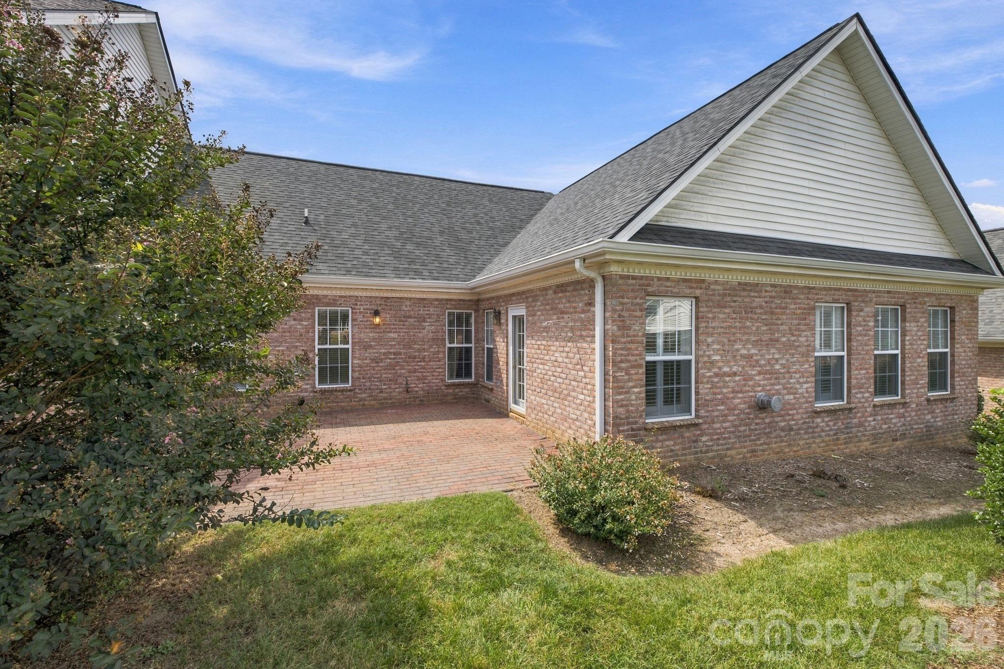 Townhouse at 3131 9th Street Drive NE, Hickory, photo 21 of 25