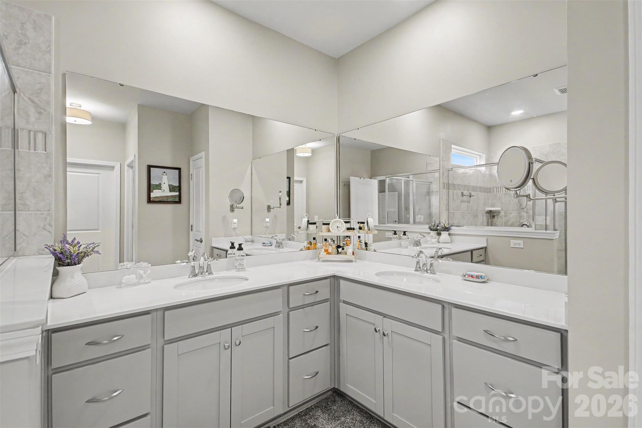 Single Family Residence at 163 Abersham Drive, Mooresville, photo 18 of 36
