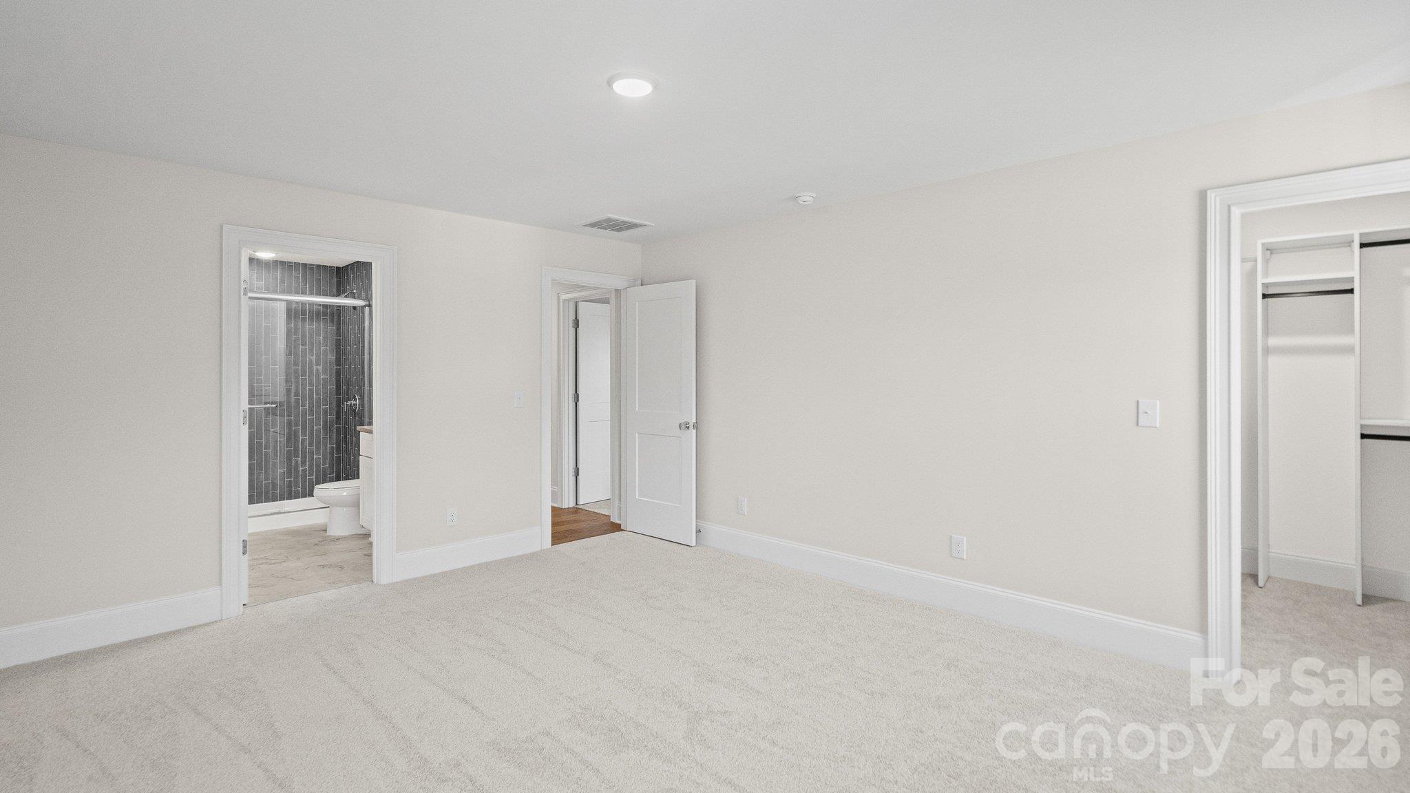 upstairs teen suite - 6918 Alexander Road, Charlotte