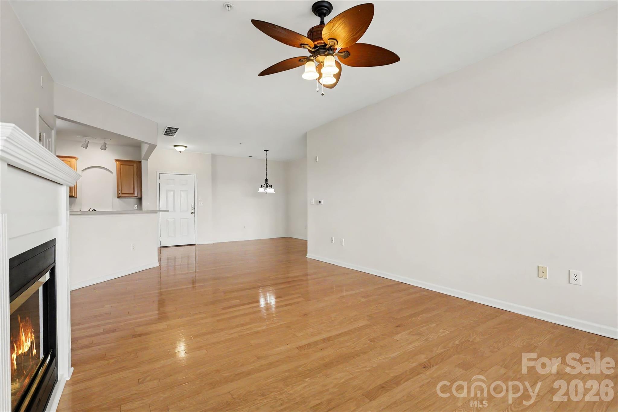 Condominium at 14475 San Paolo Lane, Charlotte, photo 6 of 36