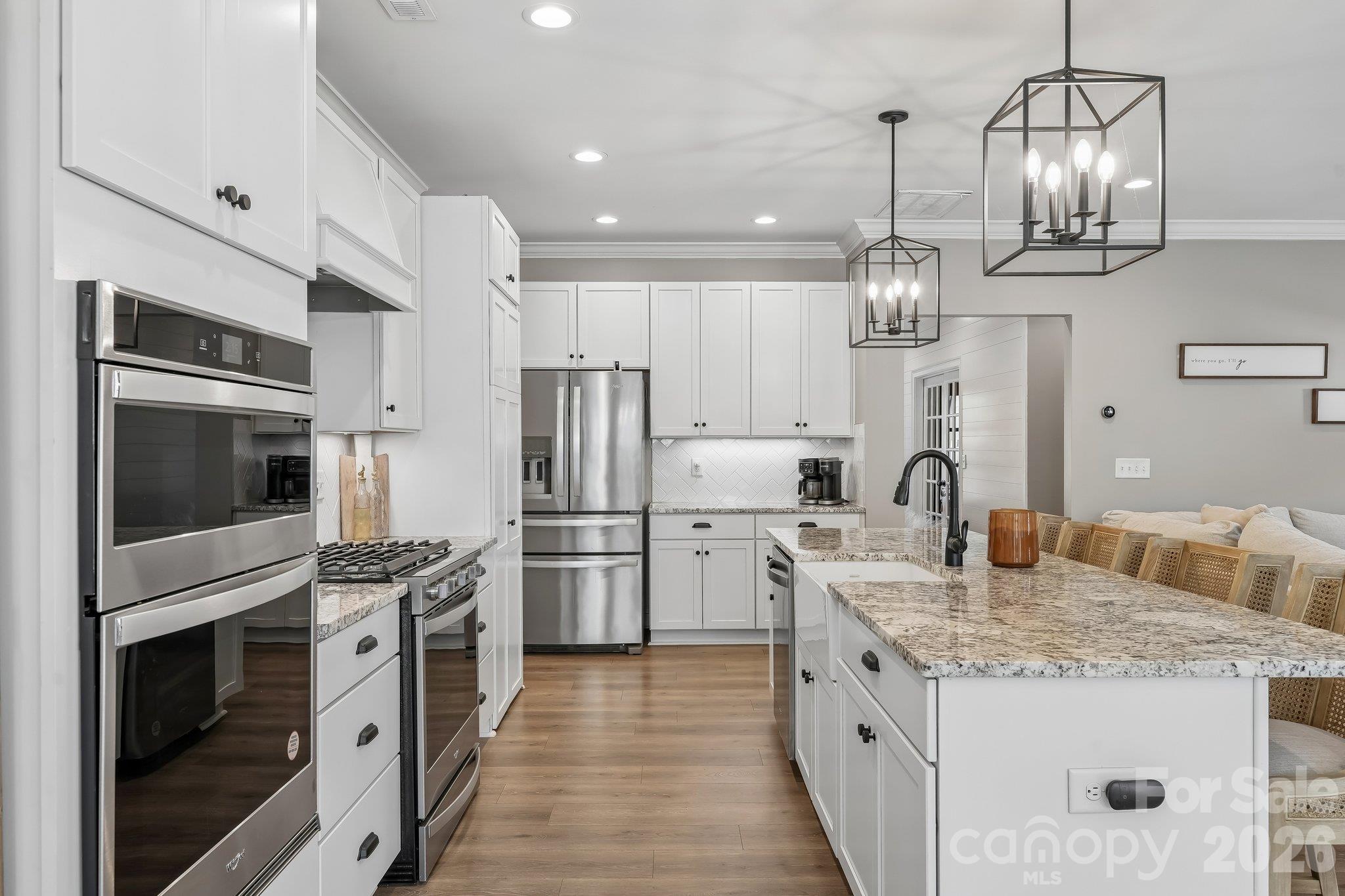 Single Family Residence at 952 Armstrong Road, Belmont, photo 12 of 47