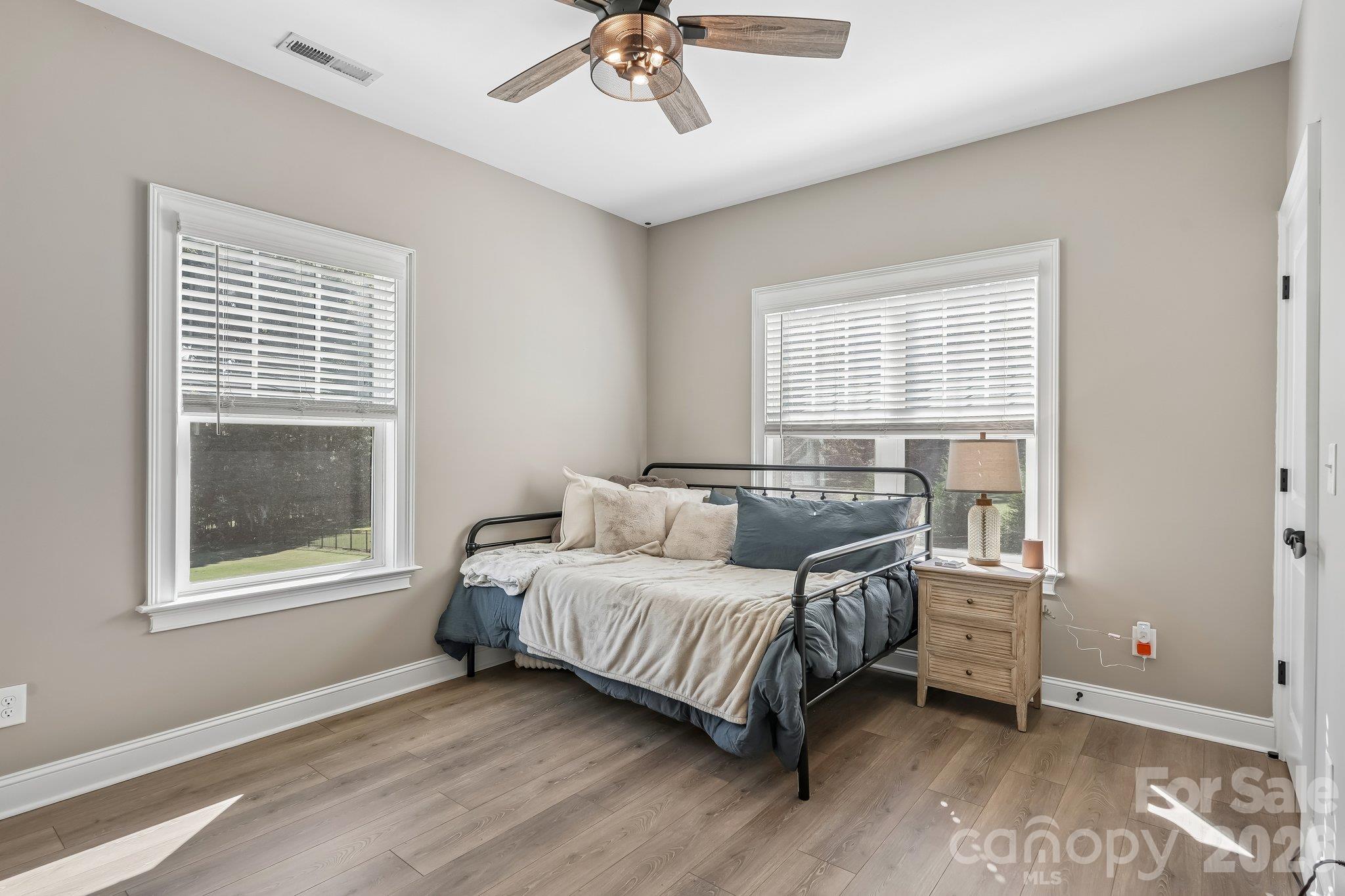 Single Family Residence at 952 Armstrong Road, Belmont, photo 18 of 47