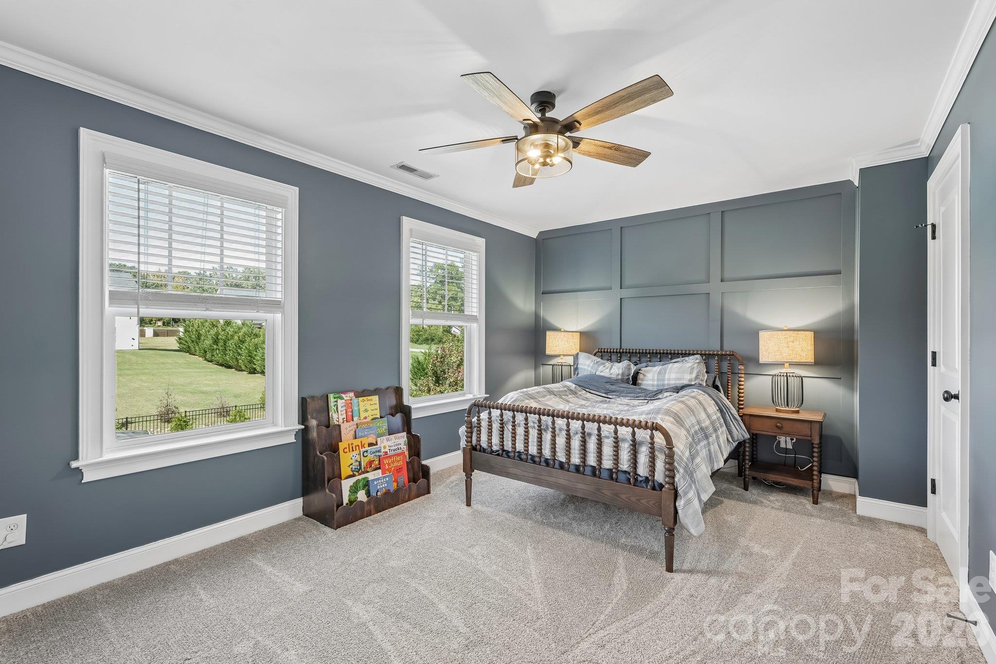 Single Family Residence at 952 Armstrong Road, Belmont, photo 29 of 47