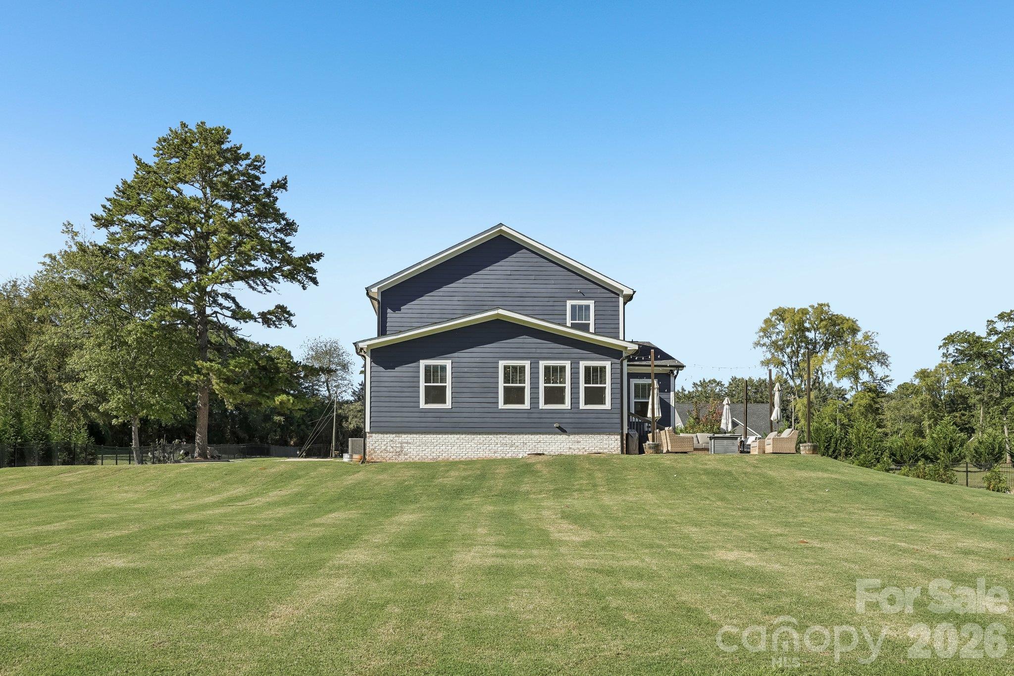 Single Family Residence at 952 Armstrong Road, Belmont, photo 43 of 47