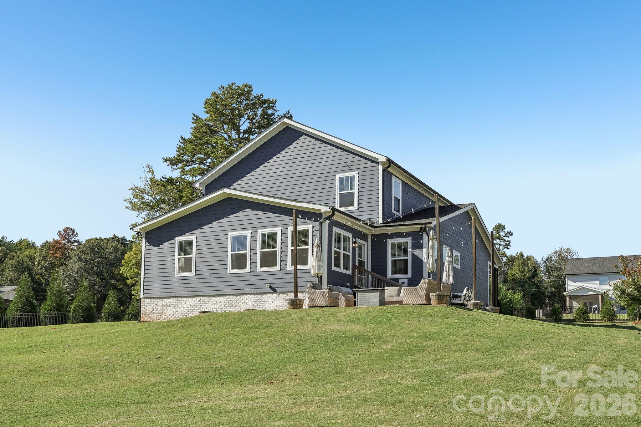 Single Family Residence at 952 Armstrong Road, Belmont, photo 44 of 47