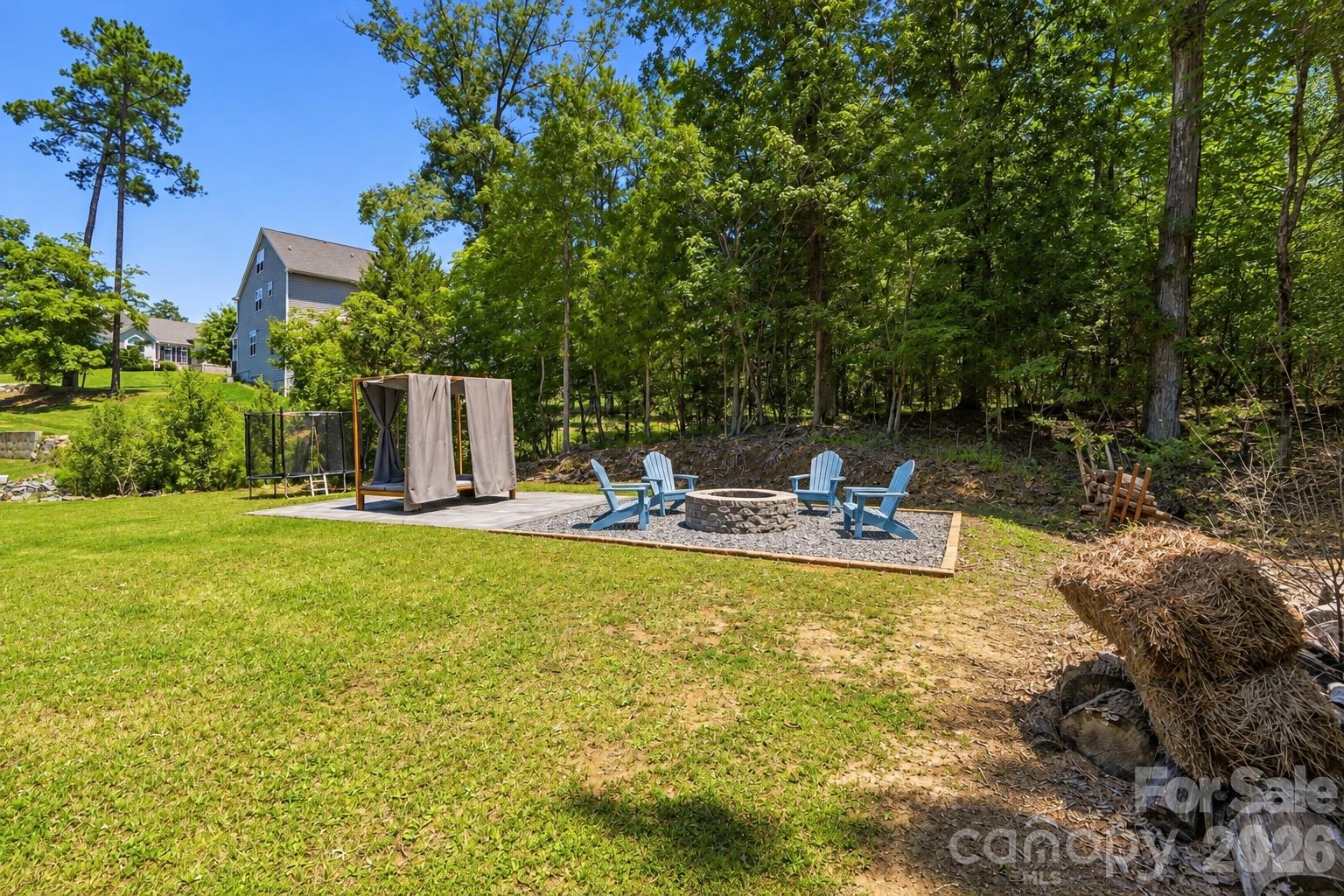 Fire pit - 4870 Summerside Drive, Lake Wylie