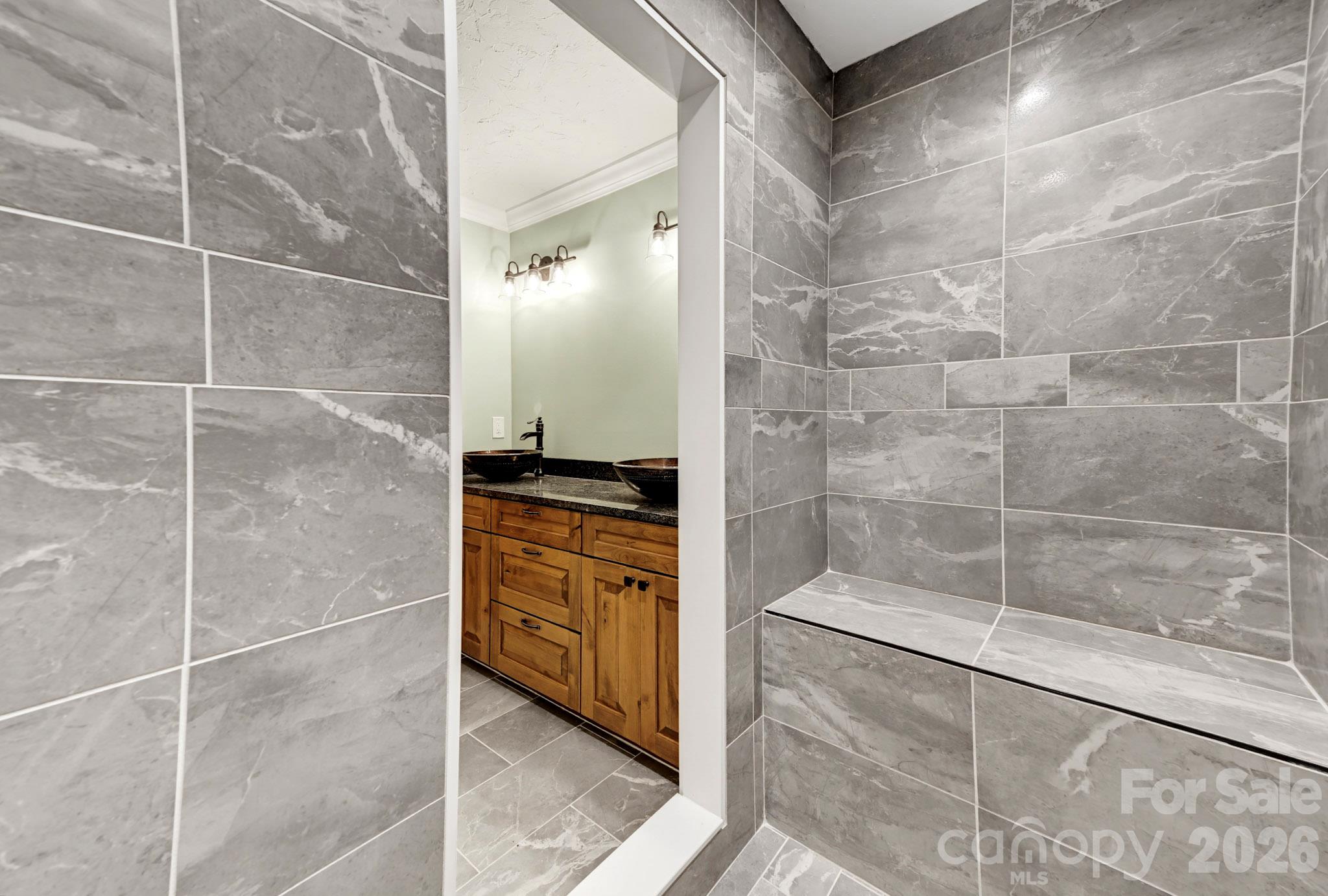 Master Bath - 175 Trinity Drive, Sylva