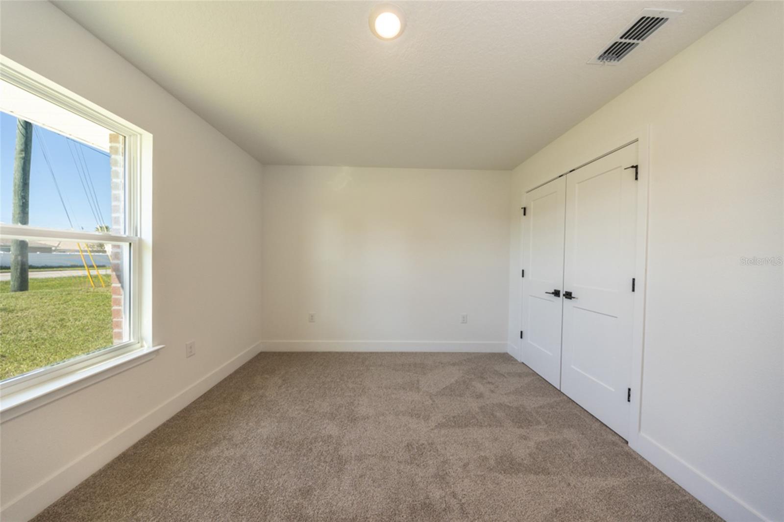 Single Family Residence at 9 LAMAR LN, PALM COAST, photo 11 of 14