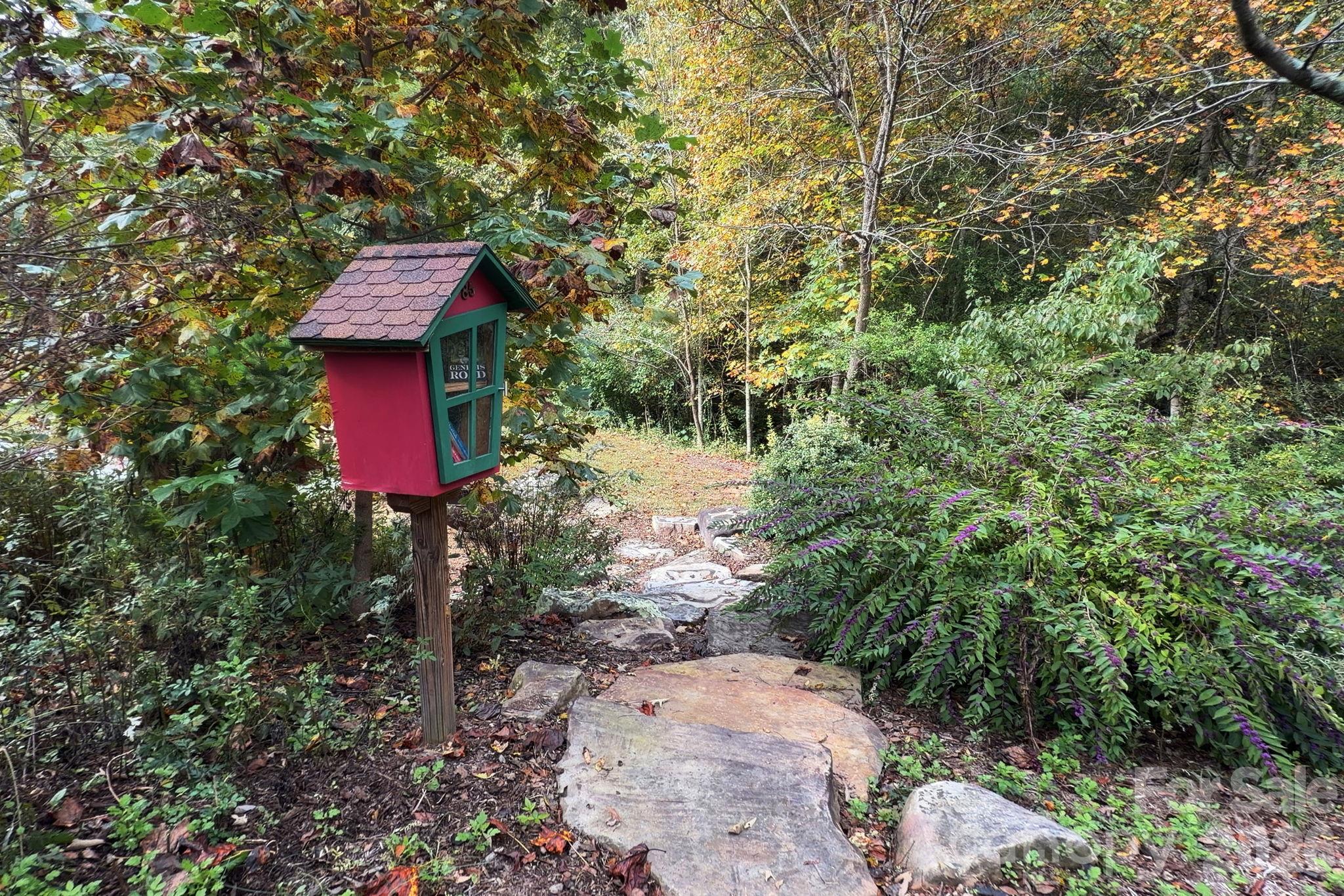 Lot at 30 Hawberry Court, Asheville, photo 18 of 22