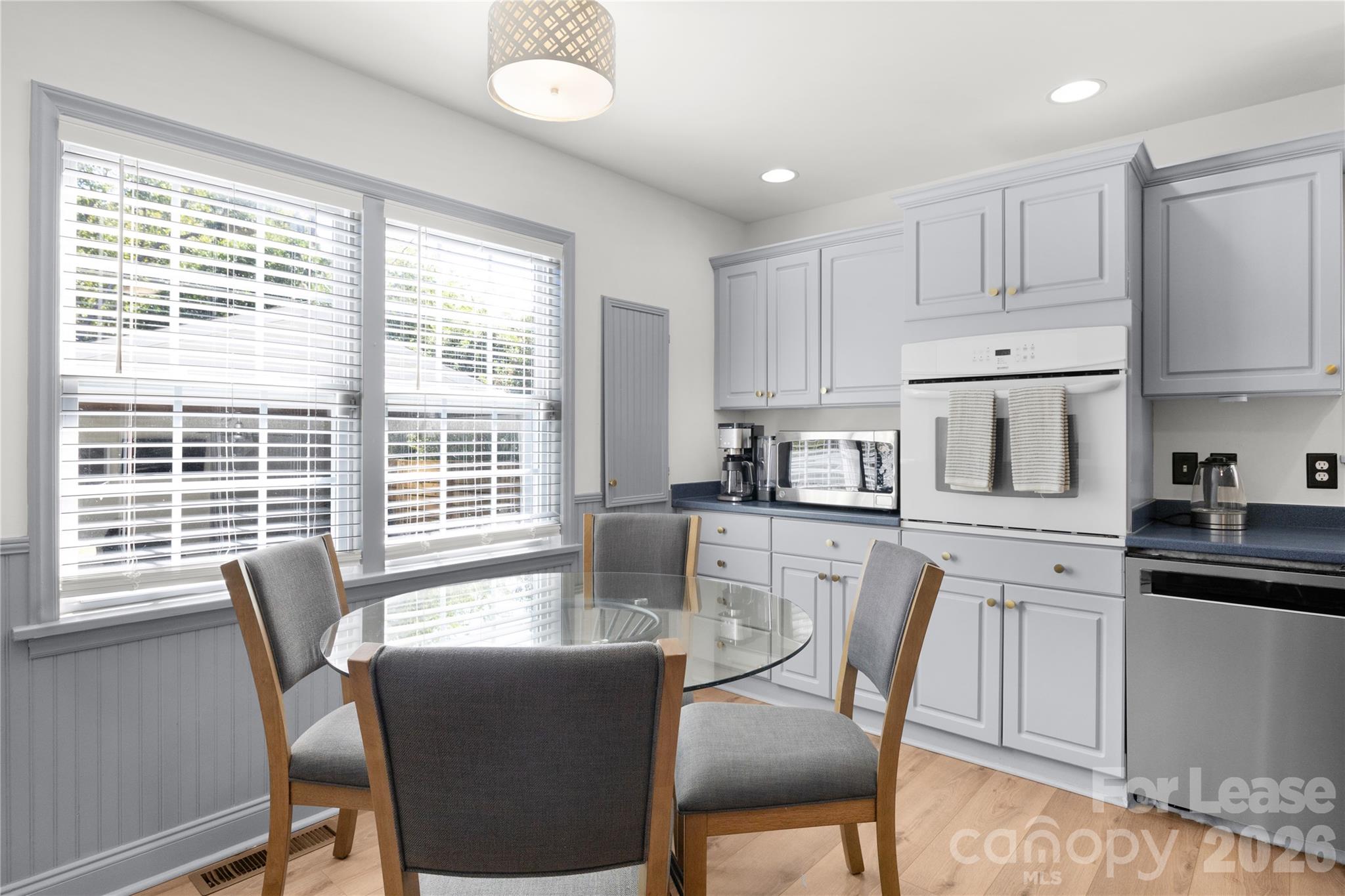 Single Family Residence at 817 Sedgefield Road, Charlotte, photo 18 of 42