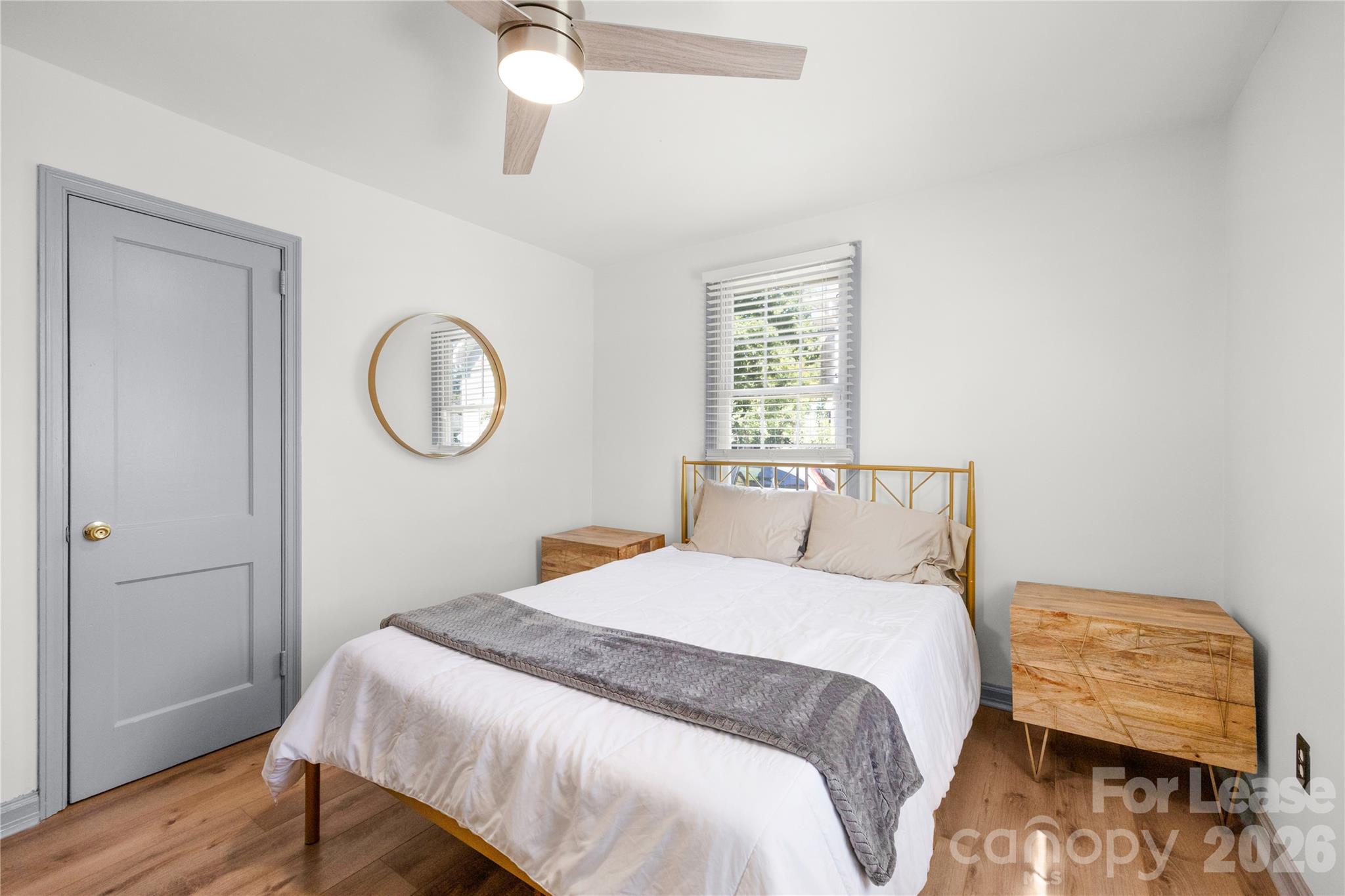 Single Family Residence at 817 Sedgefield Road, Charlotte, photo 26 of 42