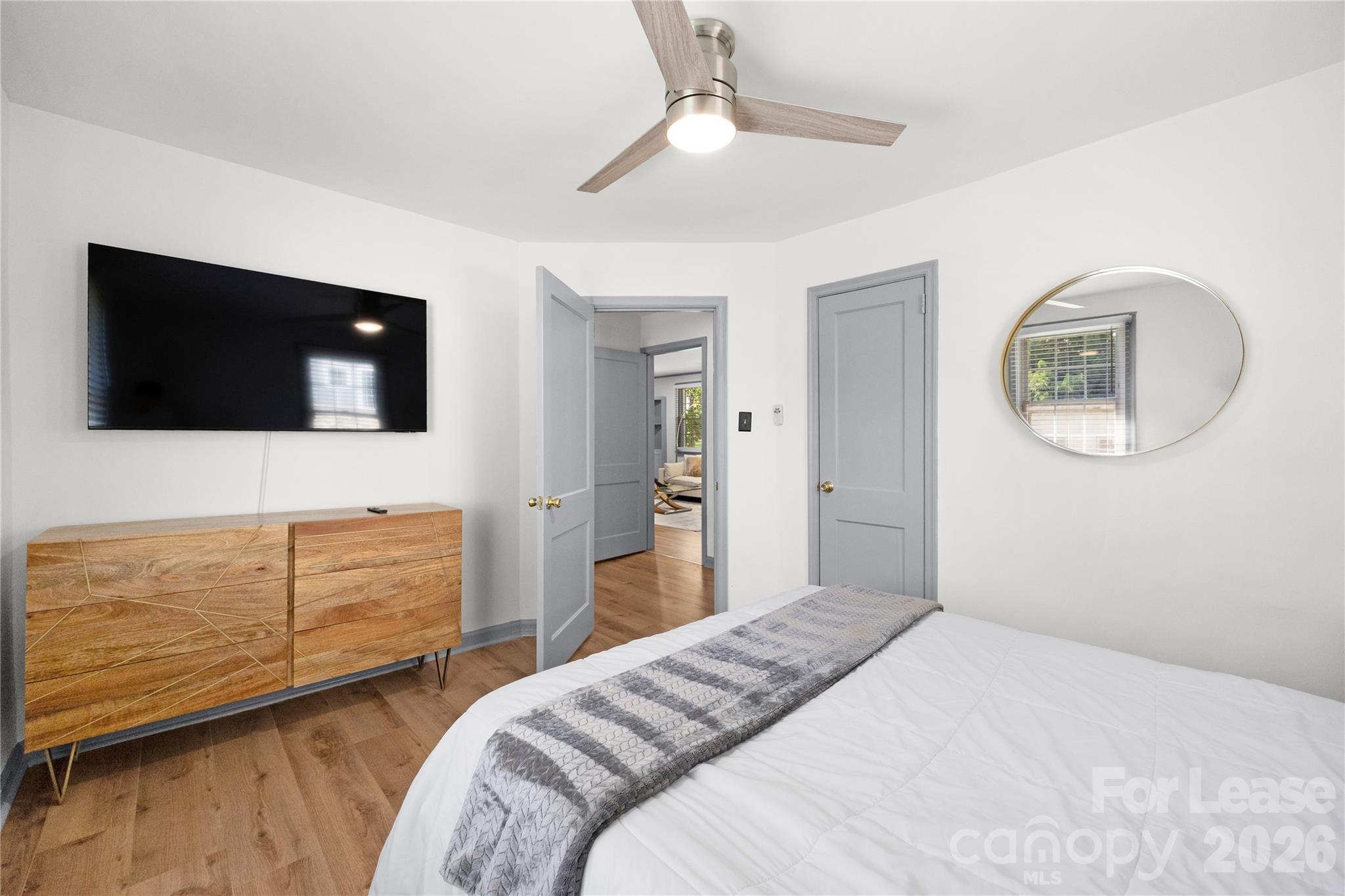 Single Family Residence at 817 Sedgefield Road, Charlotte, photo 28 of 42