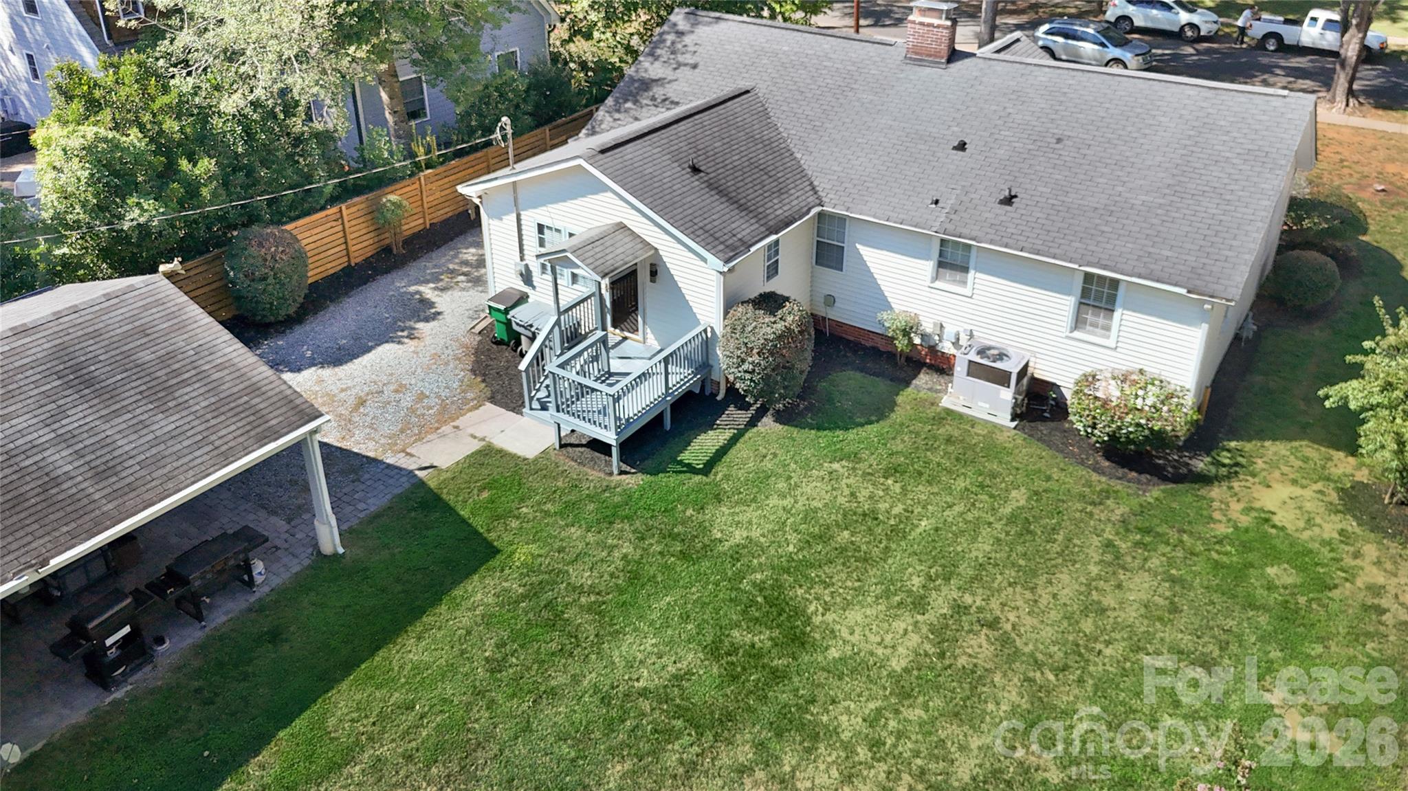 Single Family Residence at 817 Sedgefield Road, Charlotte, photo 34 of 42