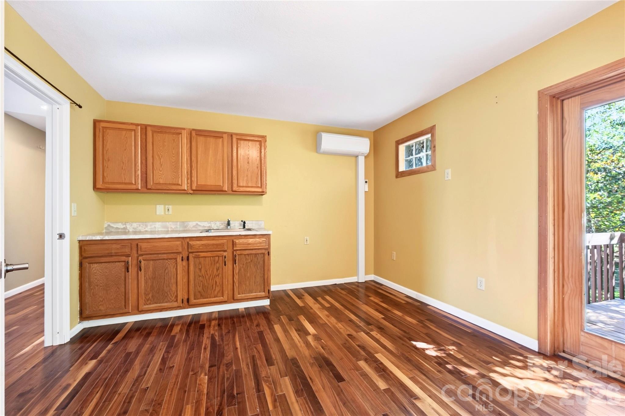 Single Family Residence at 130 Center Avenue, Black Mountain, photo 24 of 29