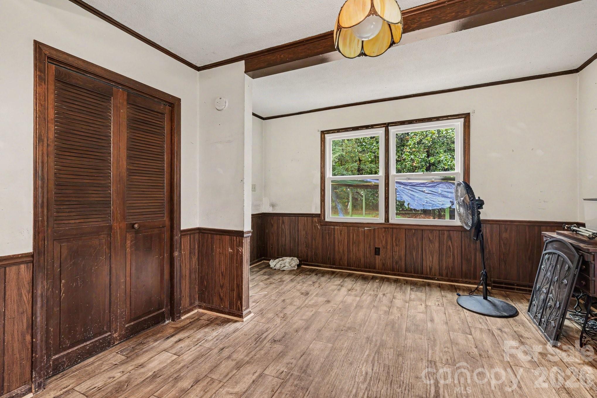 Single Family Residence at 6872 Jake Seagle Road, Vale, photo 10 of 31