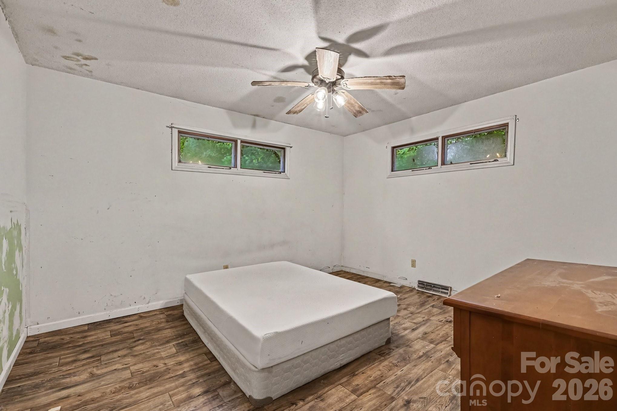 Single Family Residence at 6872 Jake Seagle Road, Vale, photo 18 of 31
