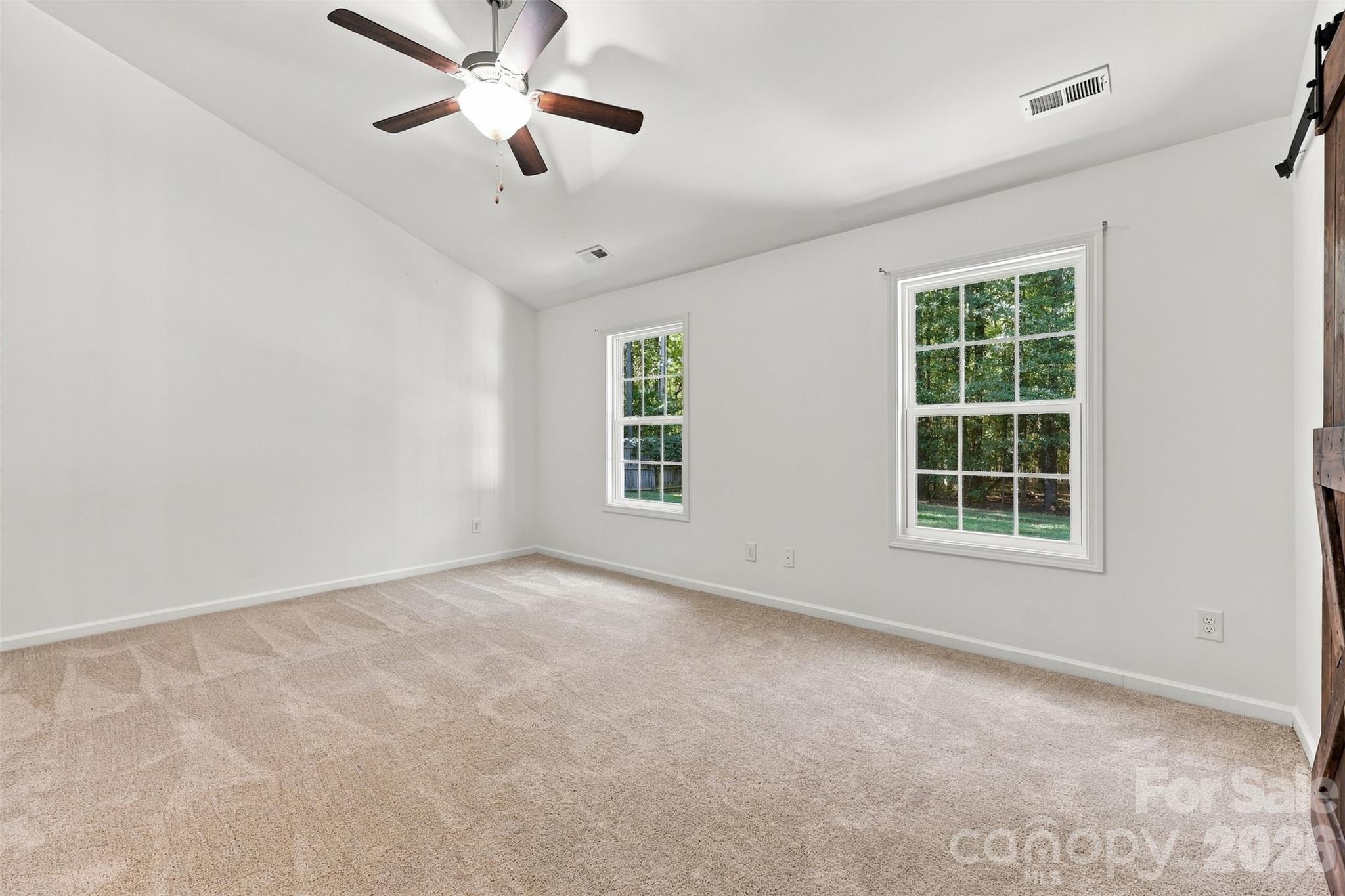 Single Family Residence at 123 Sherham Way, Rock Hill, photo 18 of 36