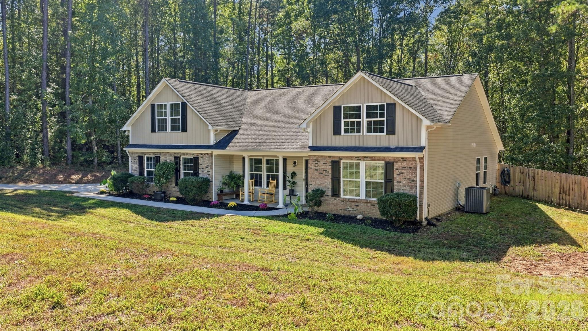 Single Family Residence at 123 Sherham Way, Rock Hill, photo 35 of 36