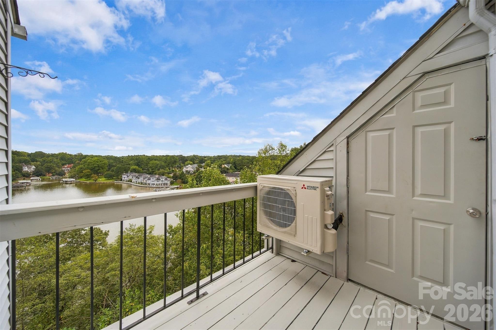 Condominium at 1050 21st Avenue NW, Hickory, photo 2 of 42