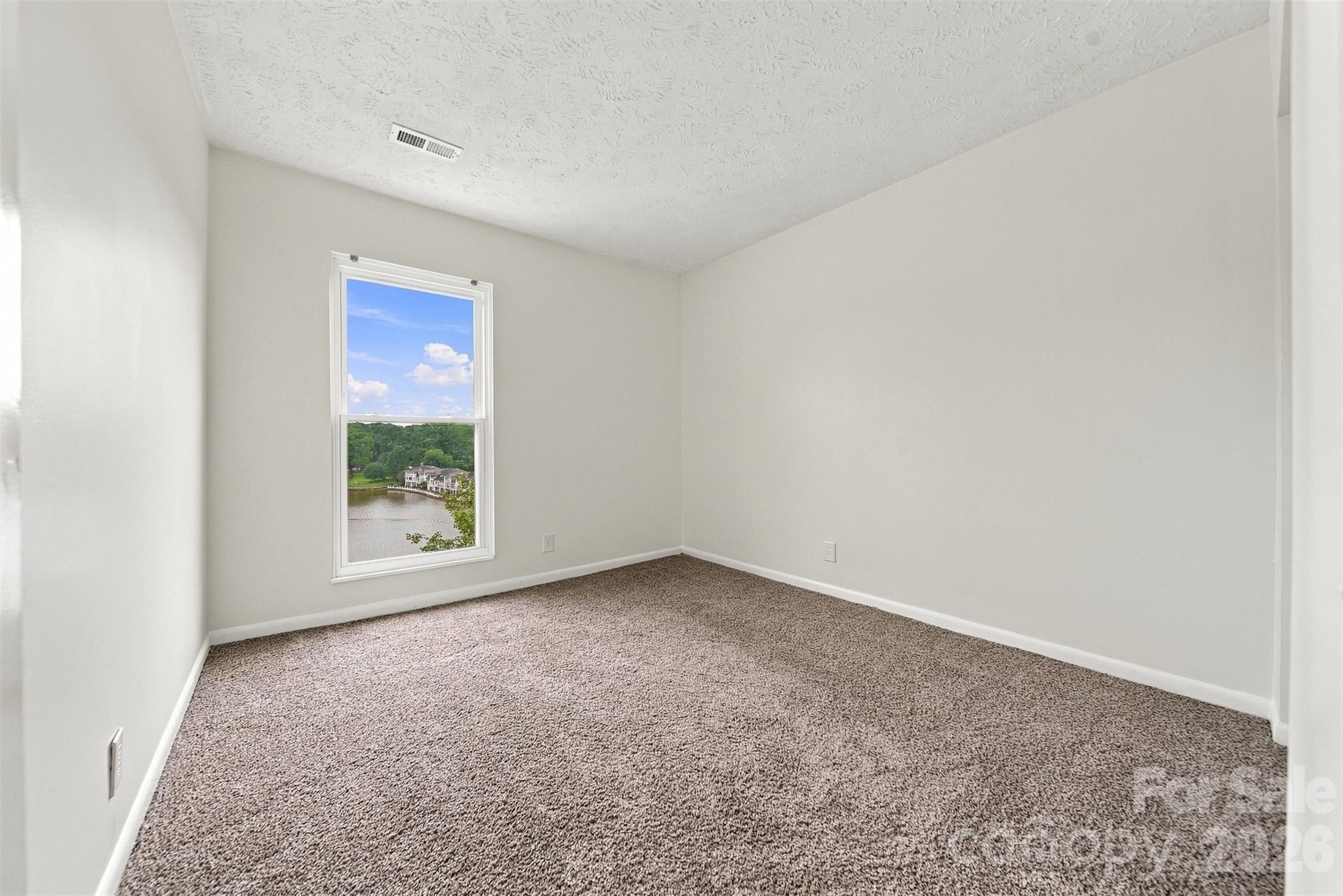 Condominium at 1050 21st Avenue NW, Hickory, photo 18 of 42