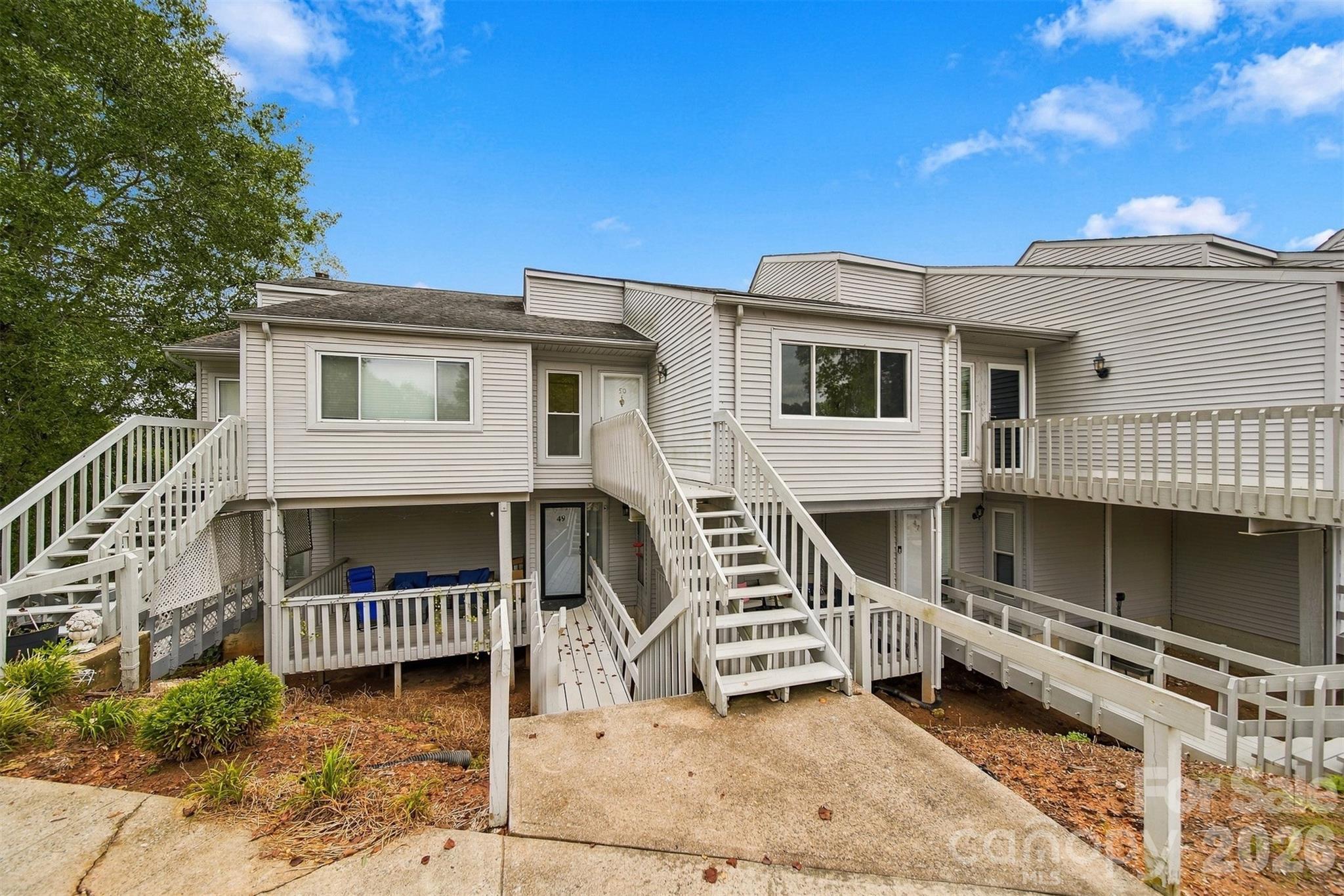 Condominium at 1050 21st Avenue NW, Hickory, photo 30 of 42